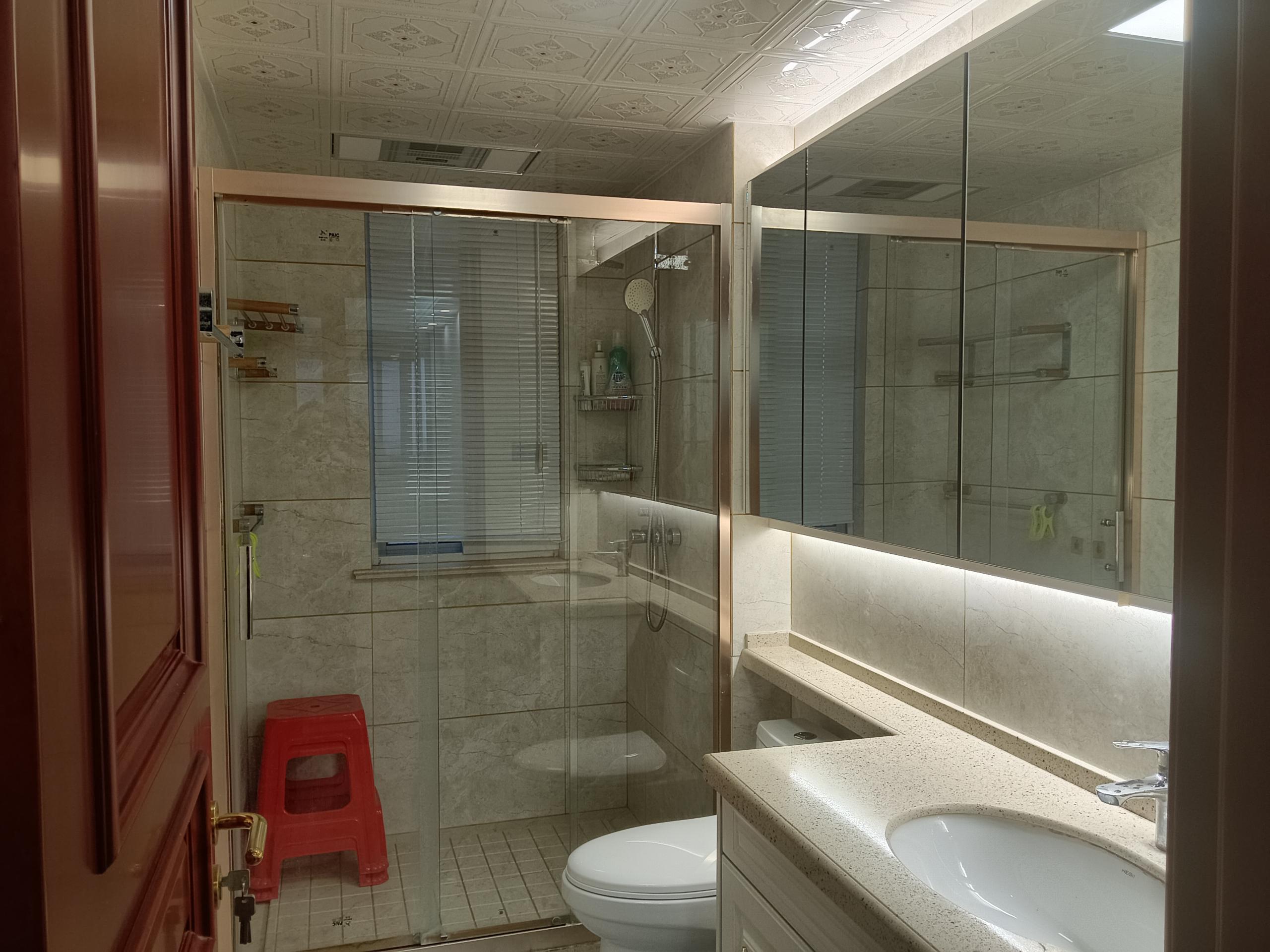 湖滨华庭 3室2厅1卫 116m&sup2;