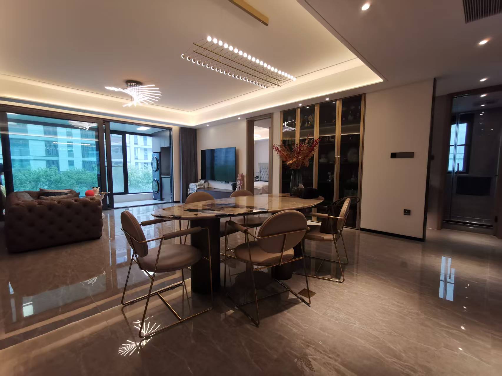 万科方圆 4室2厅2卫 160m²