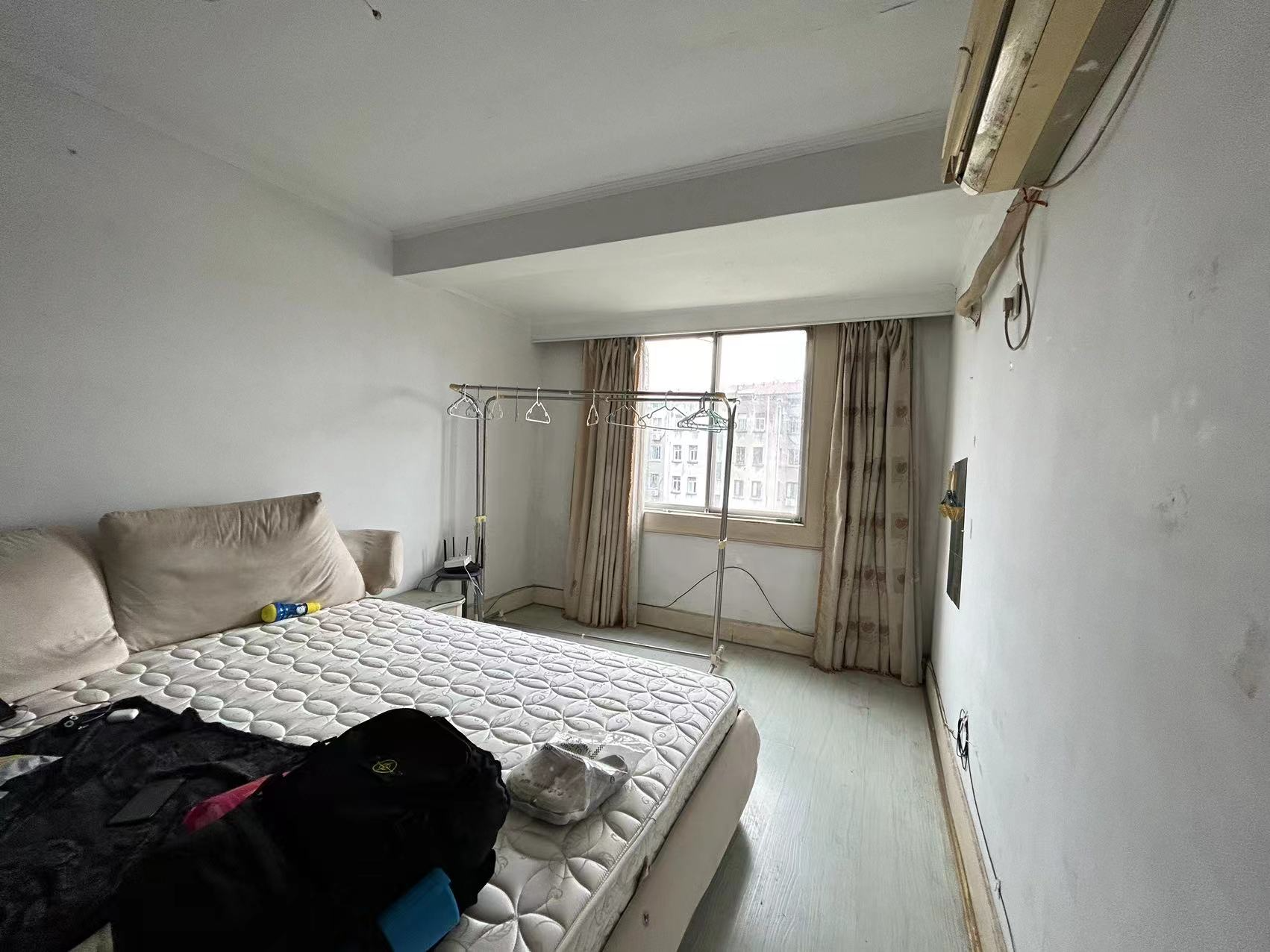 南川园新村 2室1厅1卫 71m&sup2;
