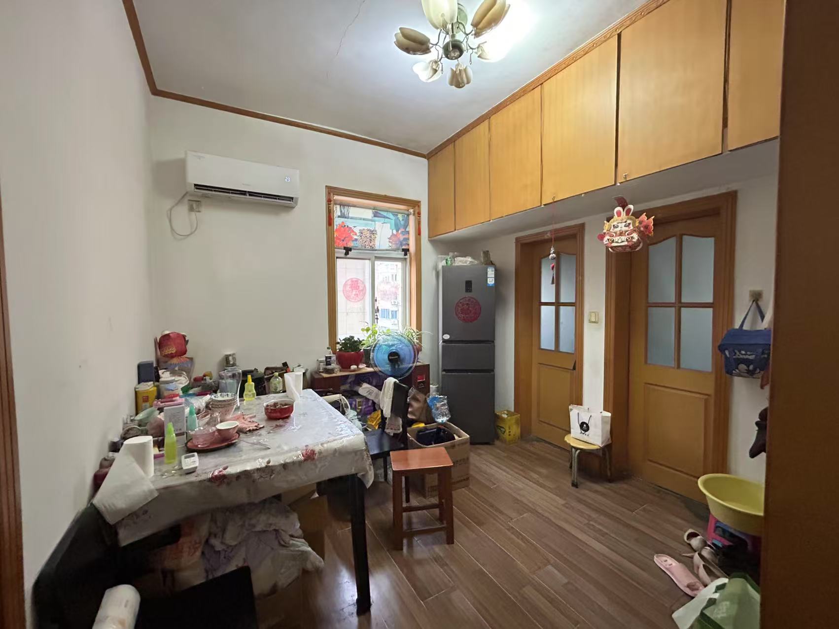 新建路新村(新建花苑) 2室1厅1卫 62.45m²