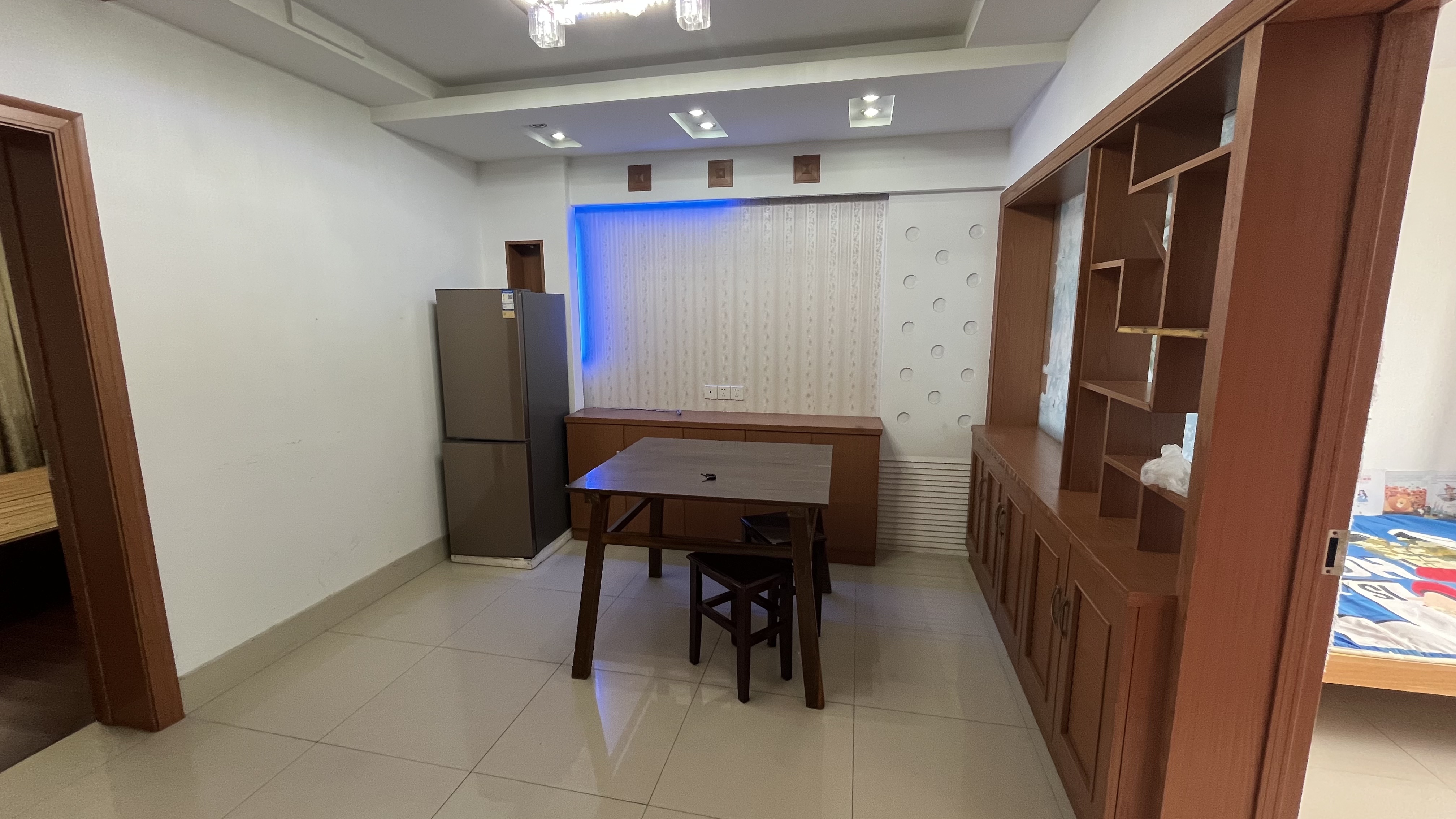星景花园 3室2厅1卫 120m&sup2;
