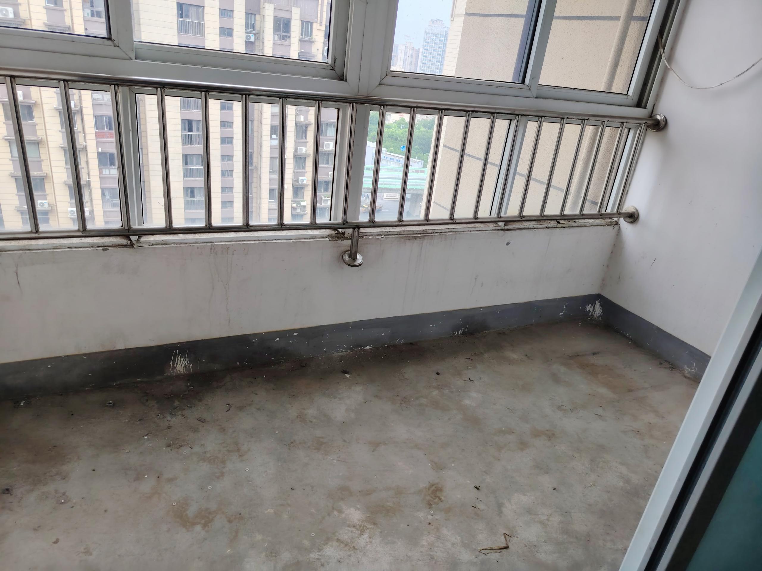 学士府 3室2厅1卫 116m&sup2;