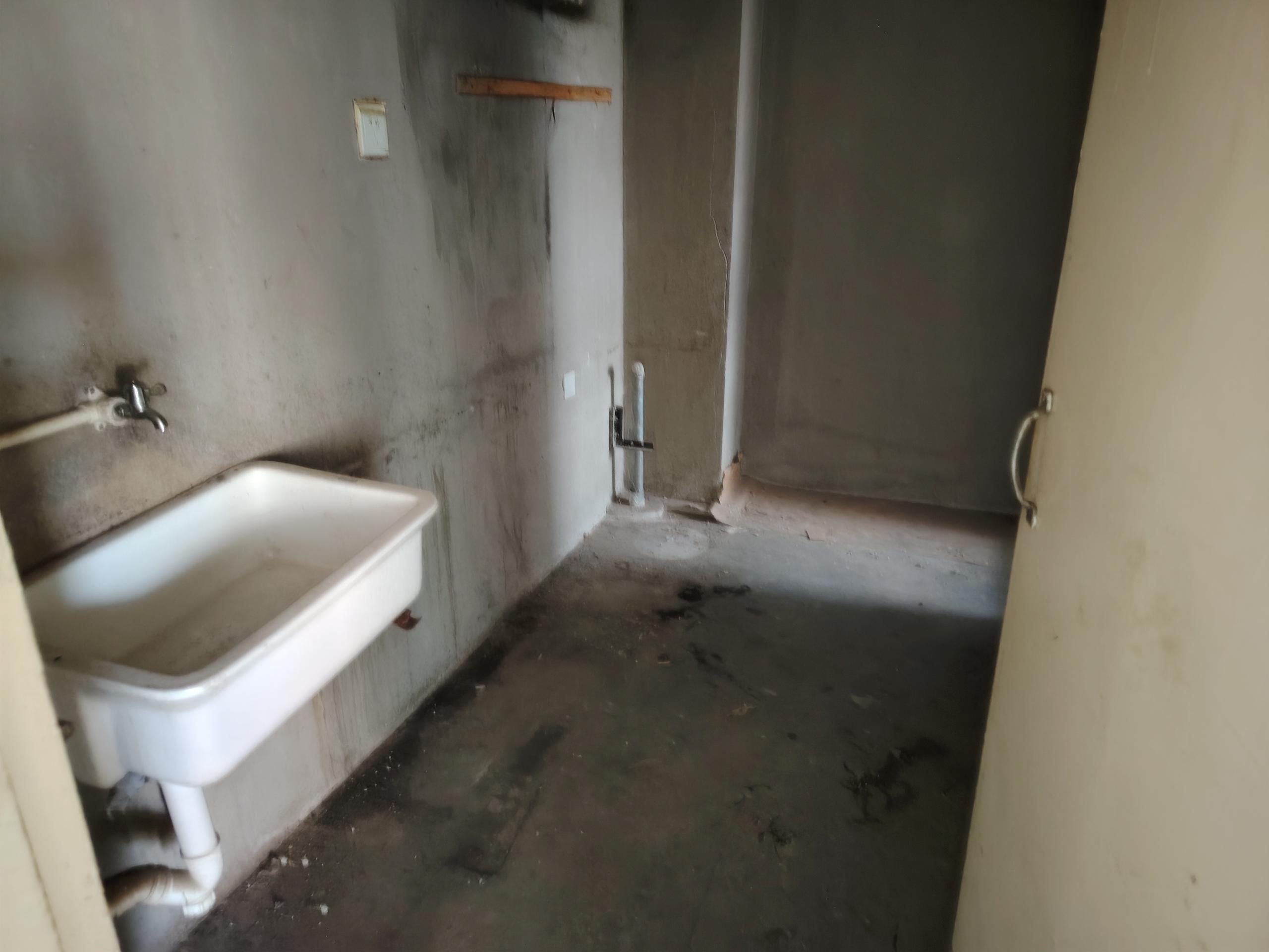 学士府 3室2厅1卫 116m&sup2;