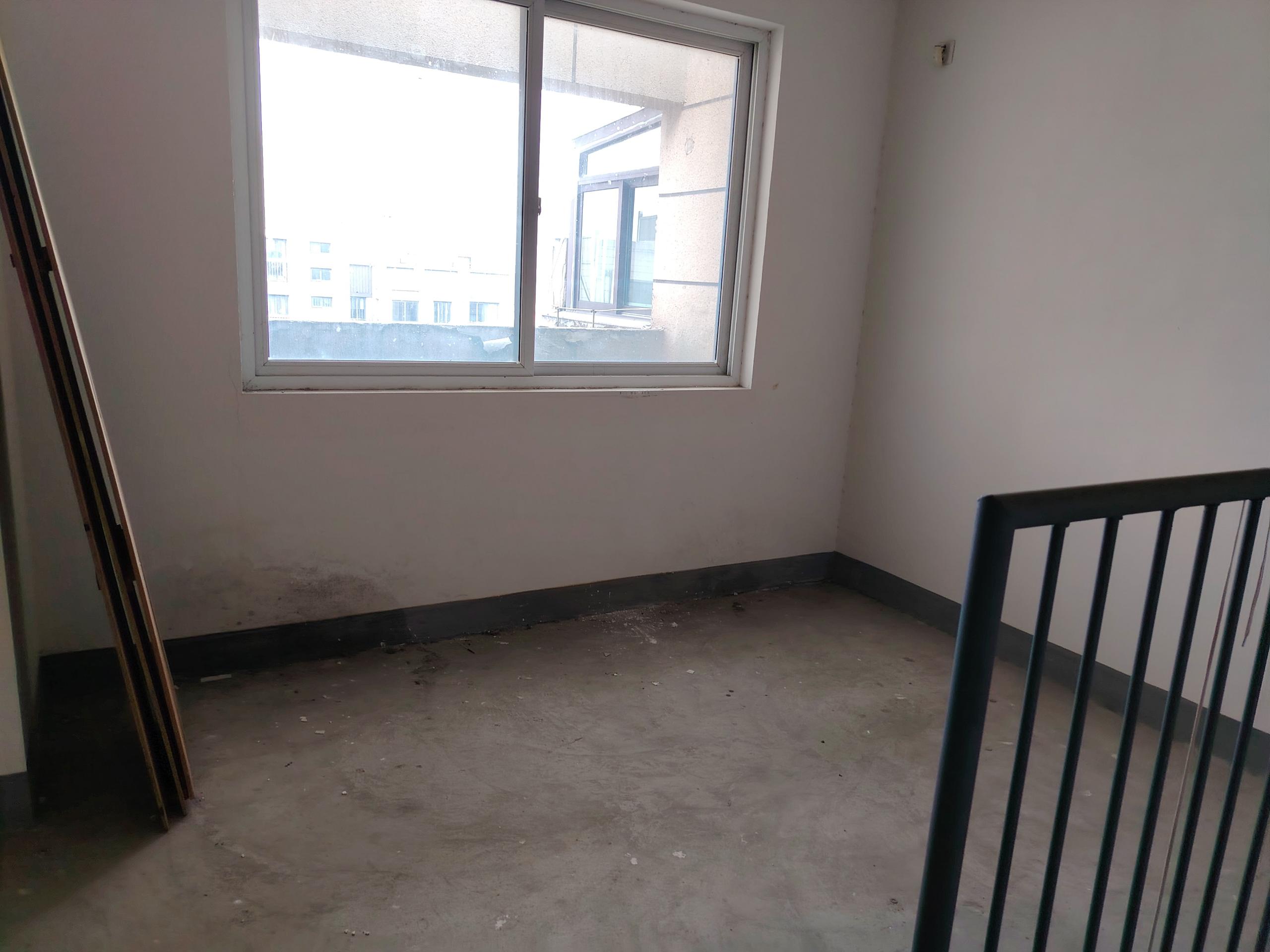 学士府 3室2厅1卫 116m&sup2;