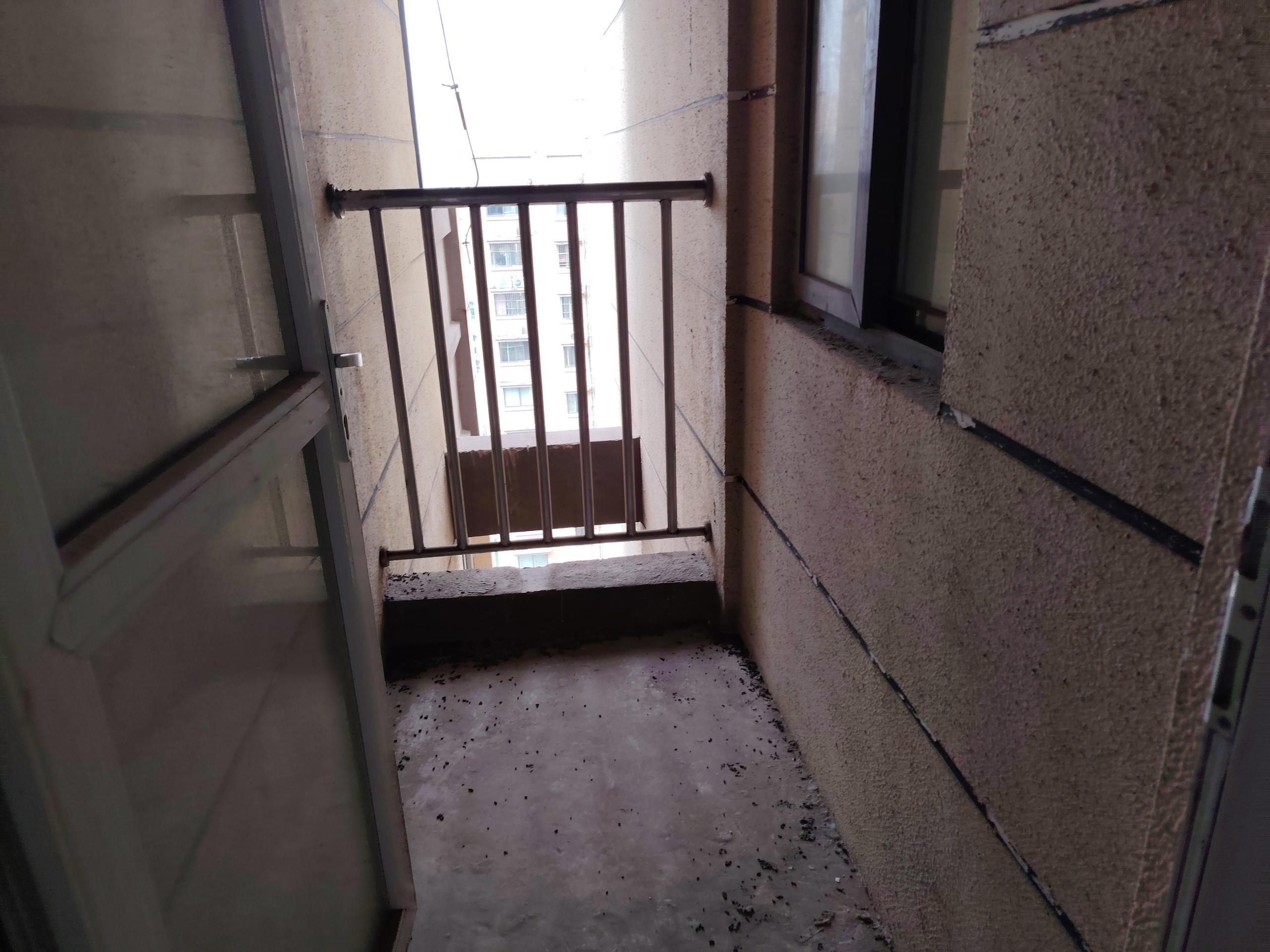 学士府 3室2厅1卫 116m&sup2;