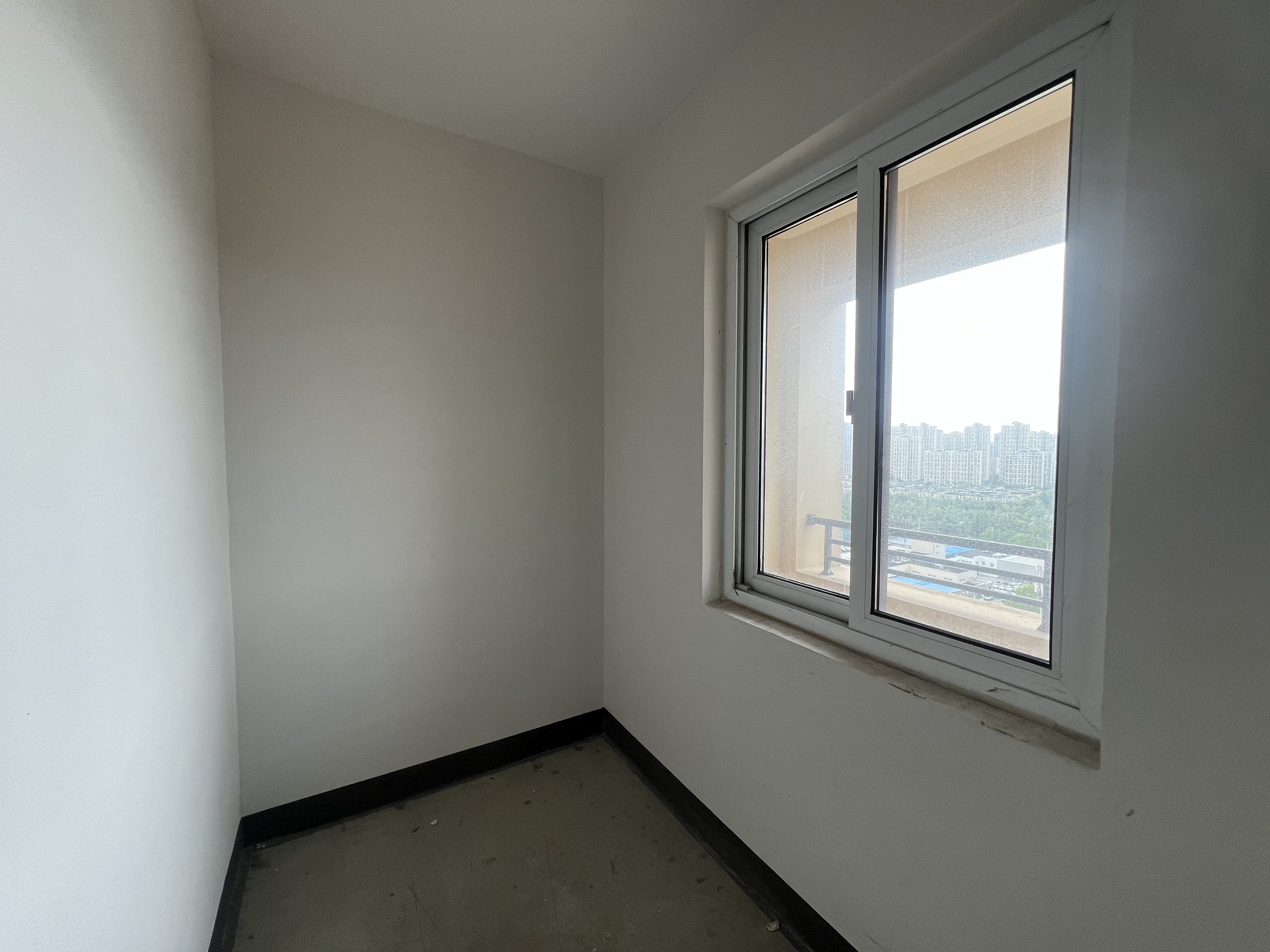 世茂新界 3室2厅1卫 122.38m&sup2;
