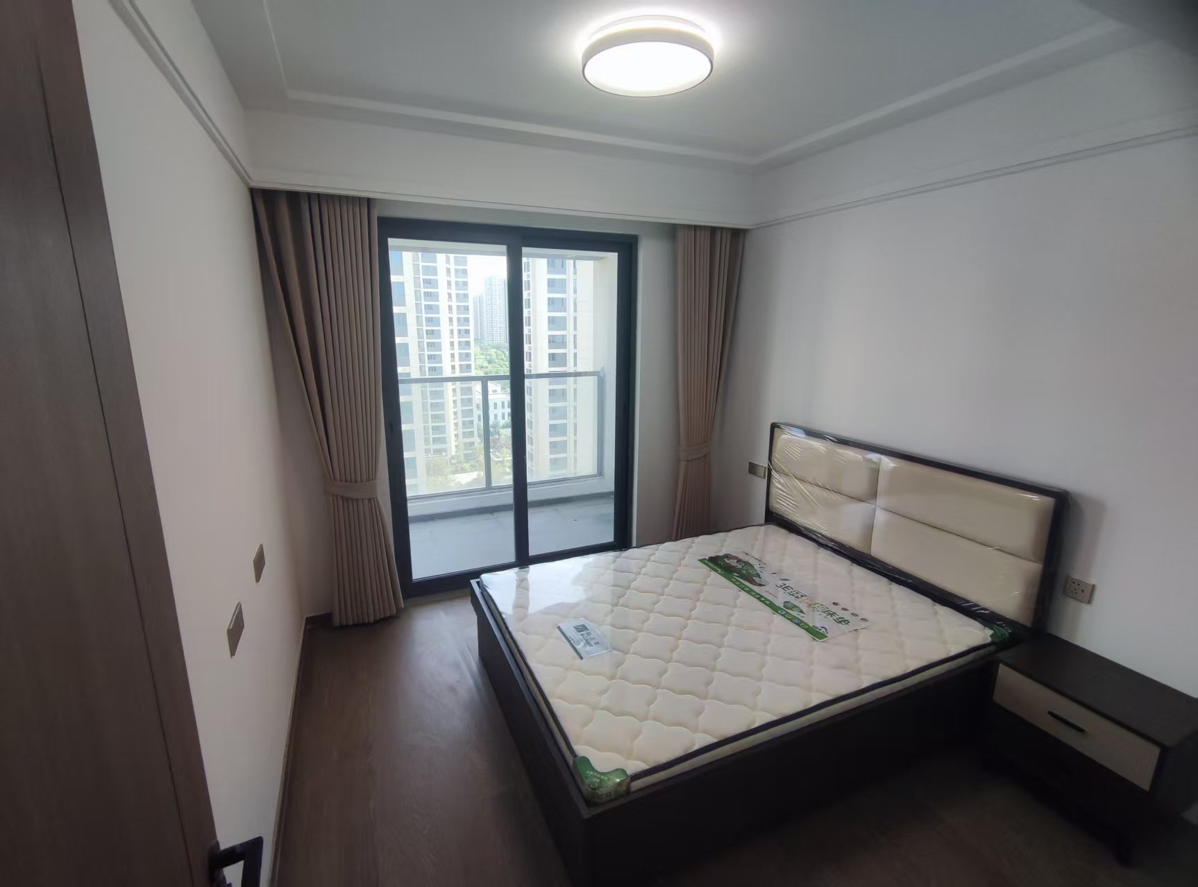 华宇锦绣澜湾 4室2厅2卫 128m&sup2;