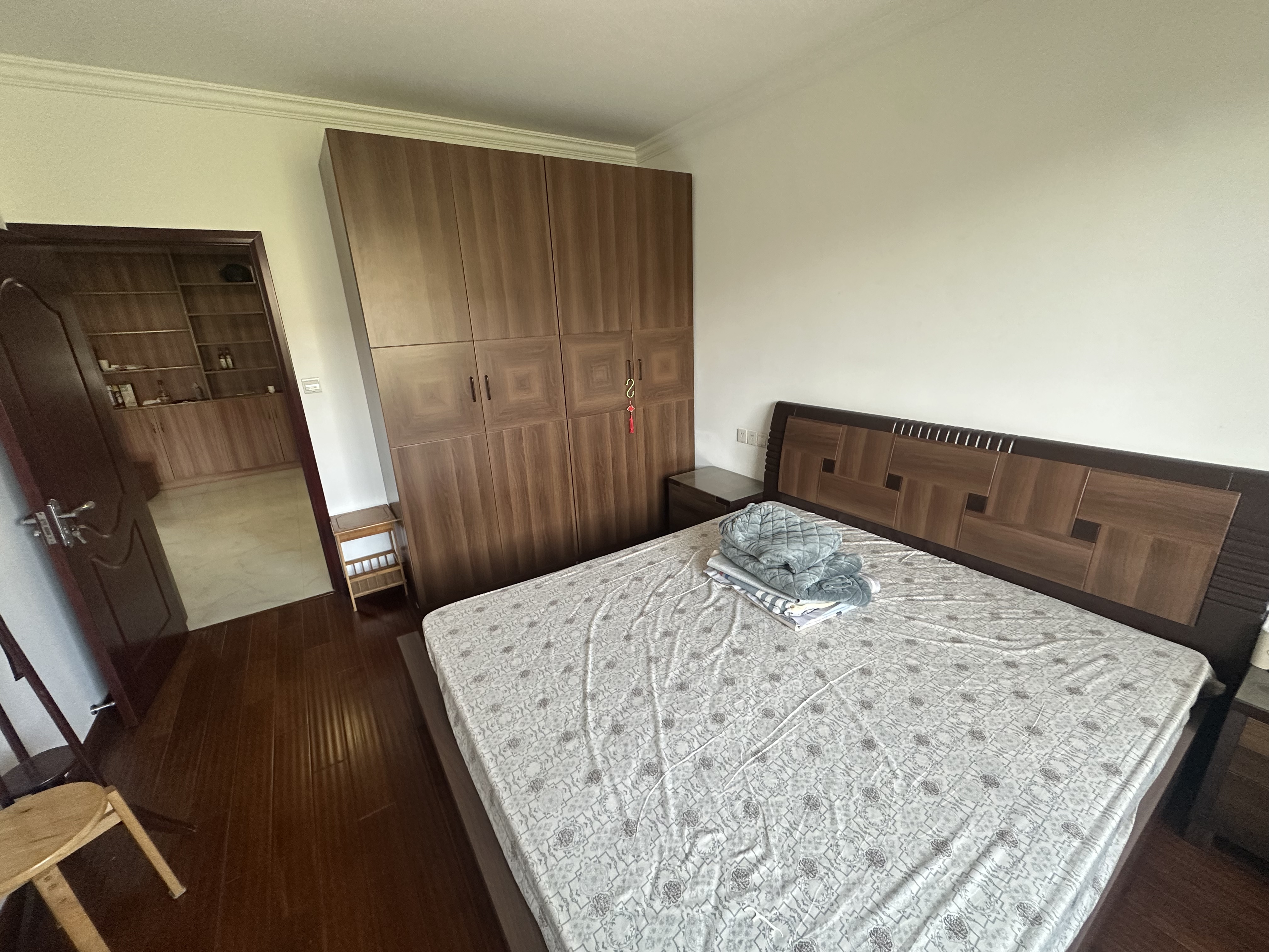 朝晖小苑 3室2厅1卫 150.00m&sup2;
