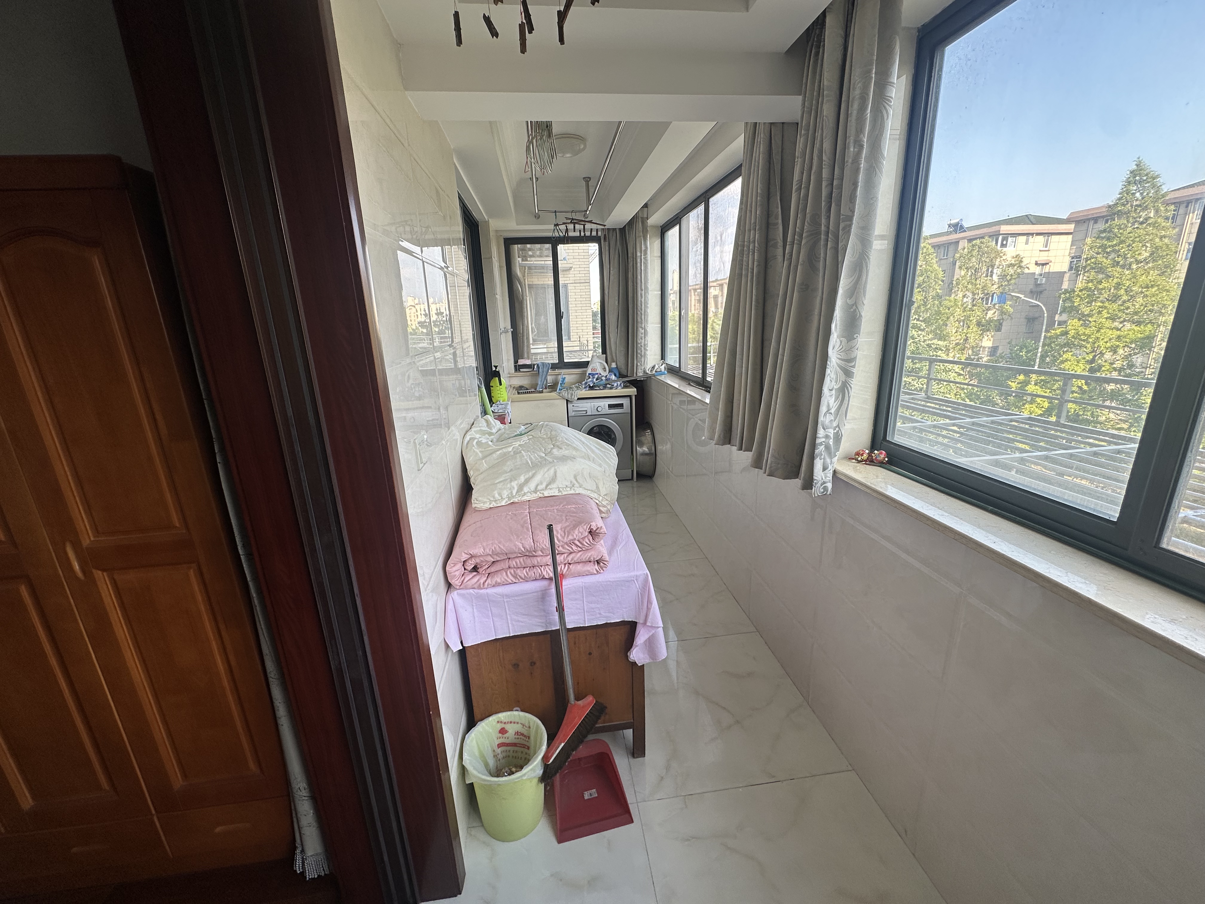 朝晖小苑 3室2厅1卫 150.00m&sup2;