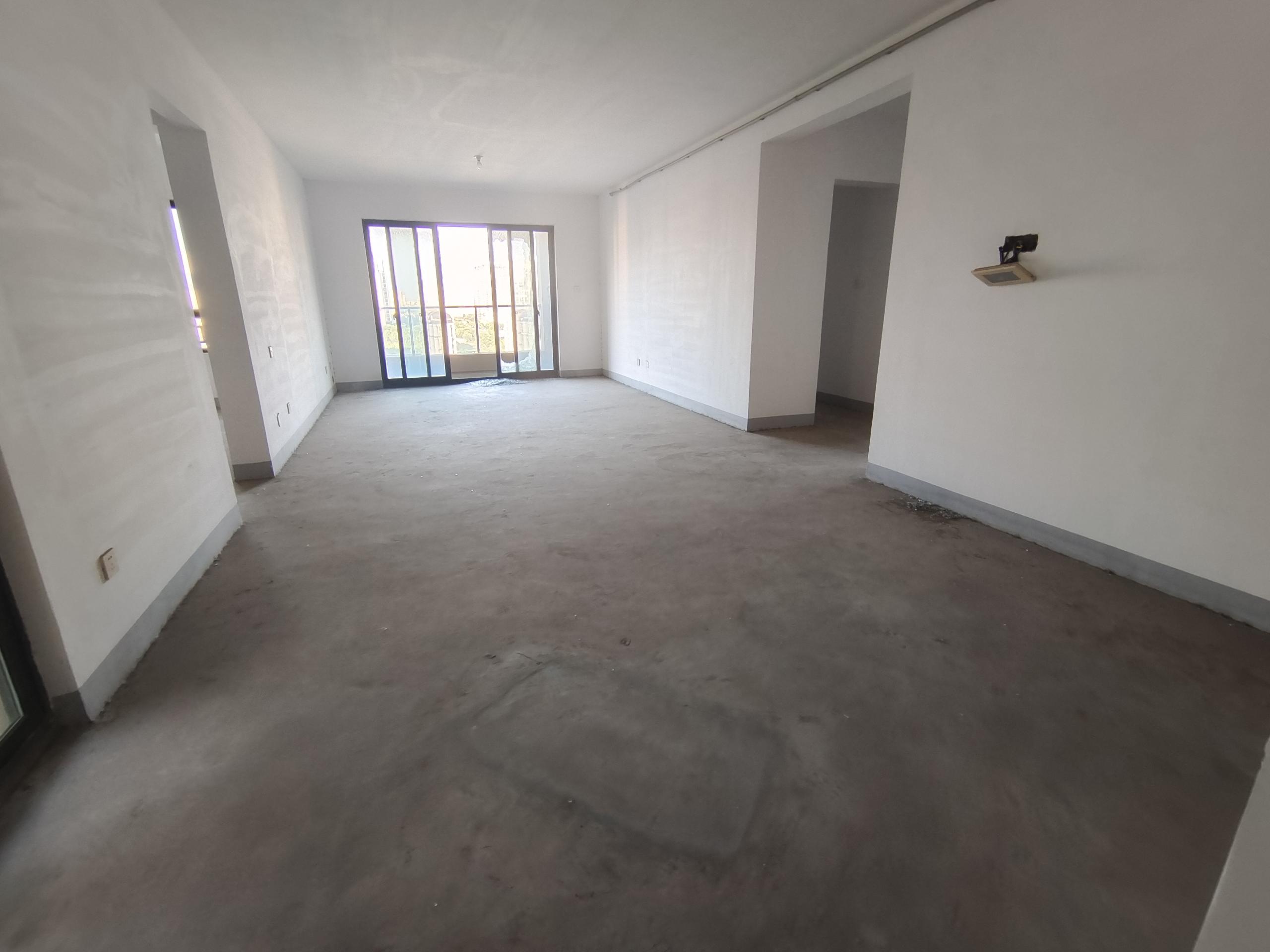 南通橡树湾 4室2厅2卫 166m²