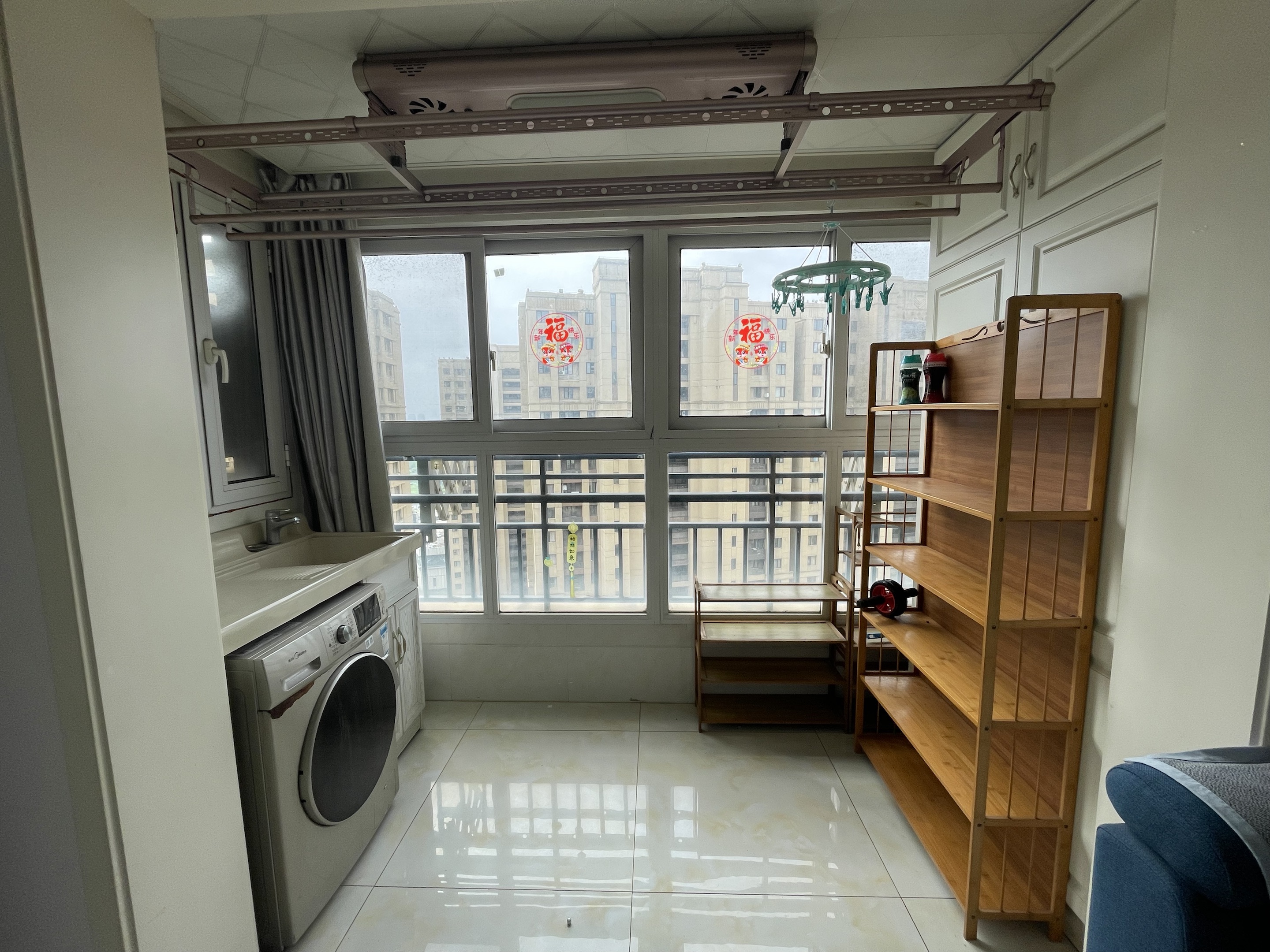 中海碧林湾 3室2厅1卫 97m&sup2;