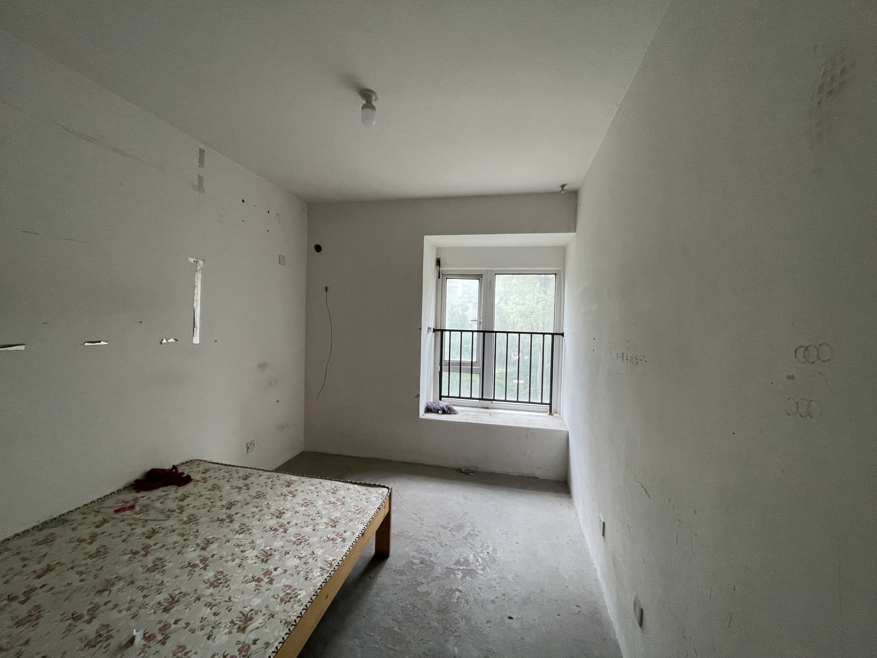 中海碧林湾 3室2厅1卫 97m&sup2;