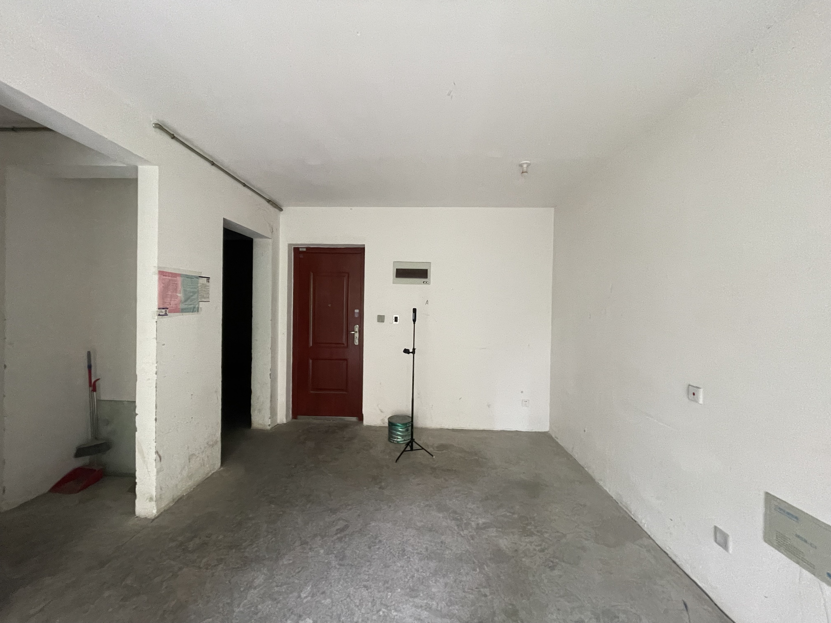 中海碧林湾 3室2厅1卫 97m²