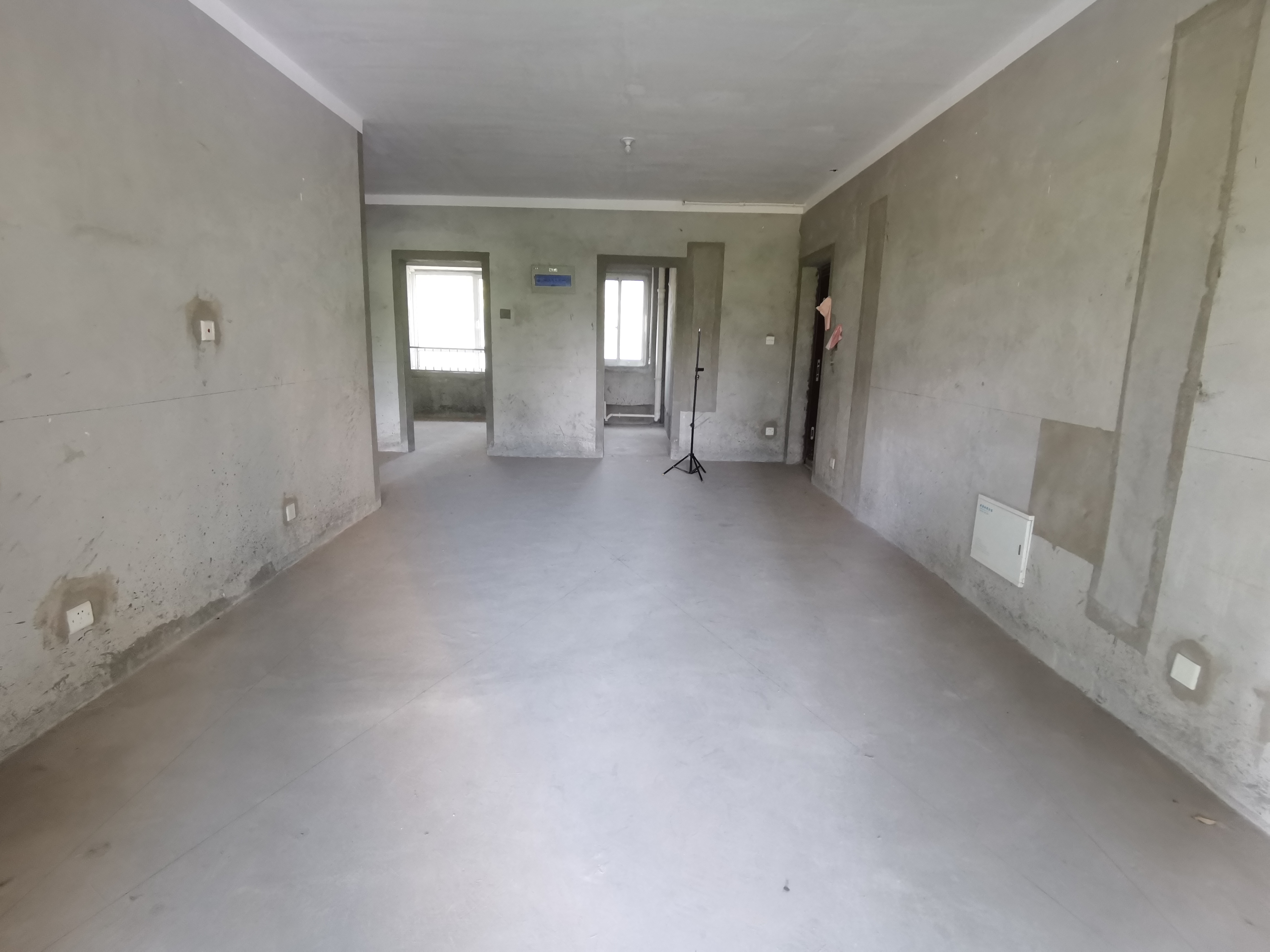 富都豪园 3室2厅1卫 109m²