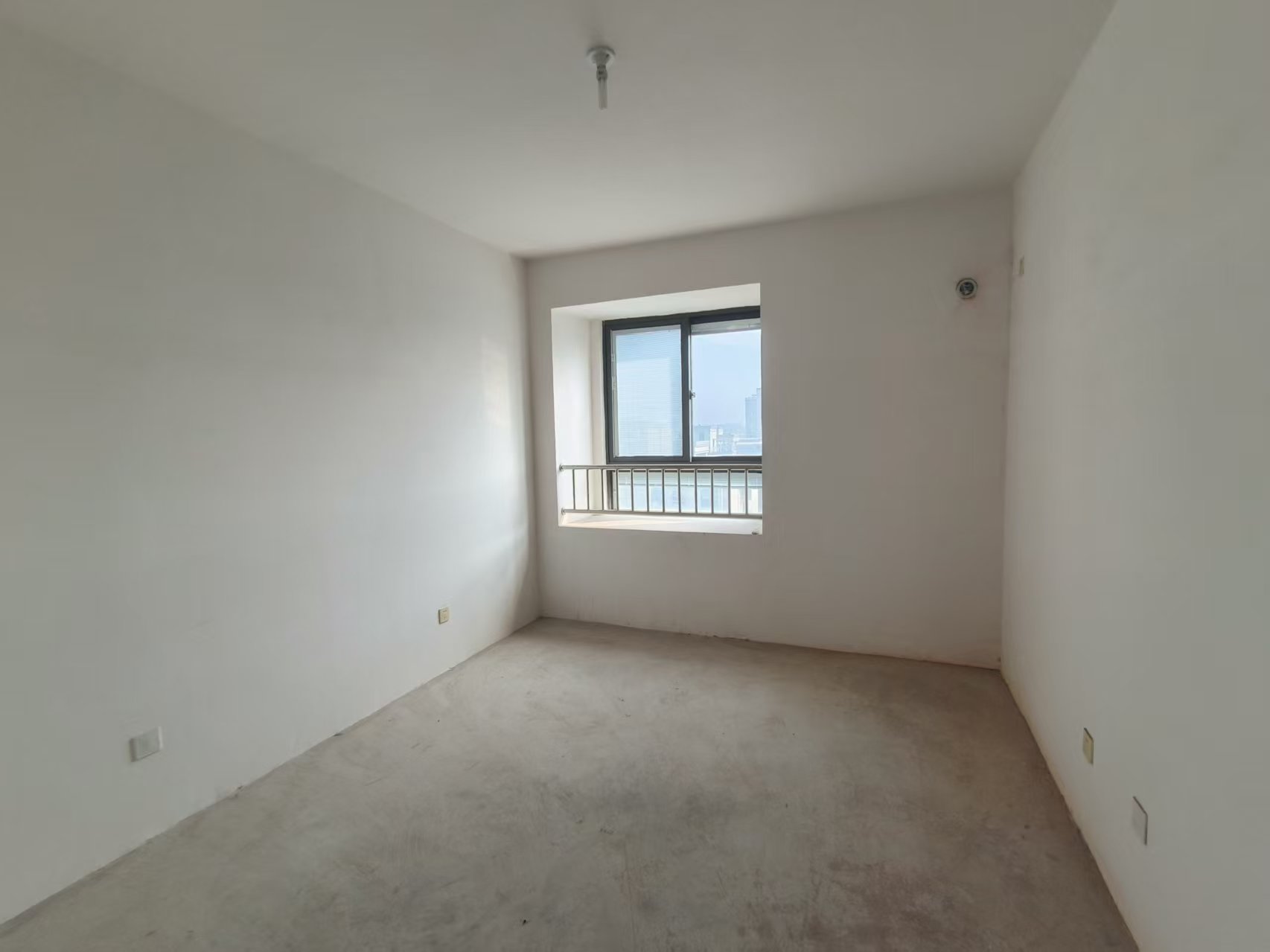 翠湖景苑 3室2厅1卫 106.47m&sup2;
