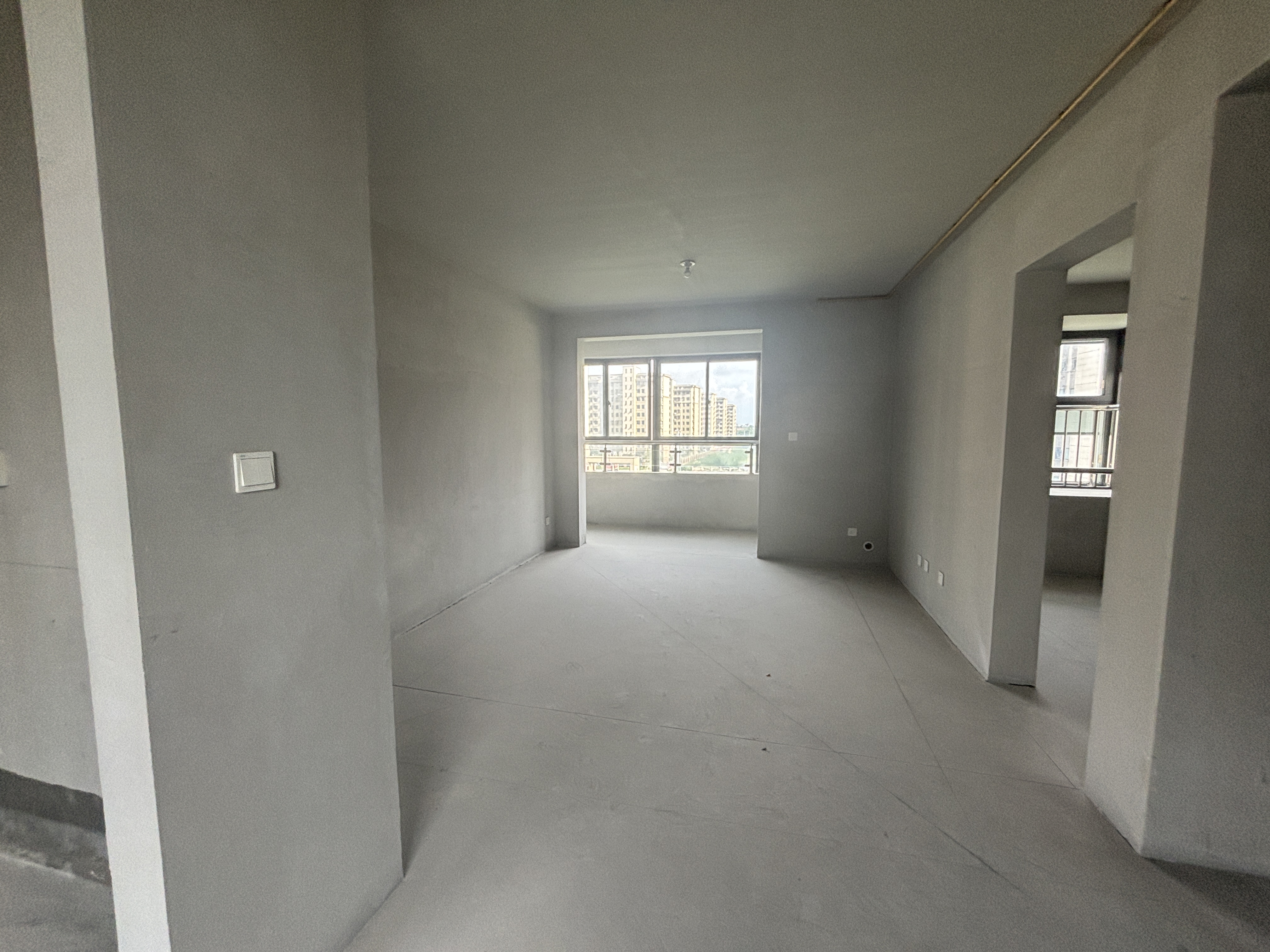 橙园 4室2厅2卫 122m&sup2;