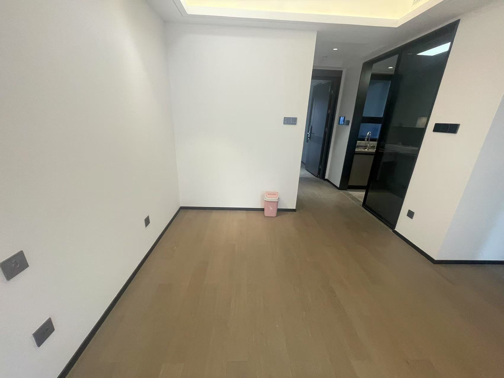 滨江道静园 3室2厅1卫 100m²