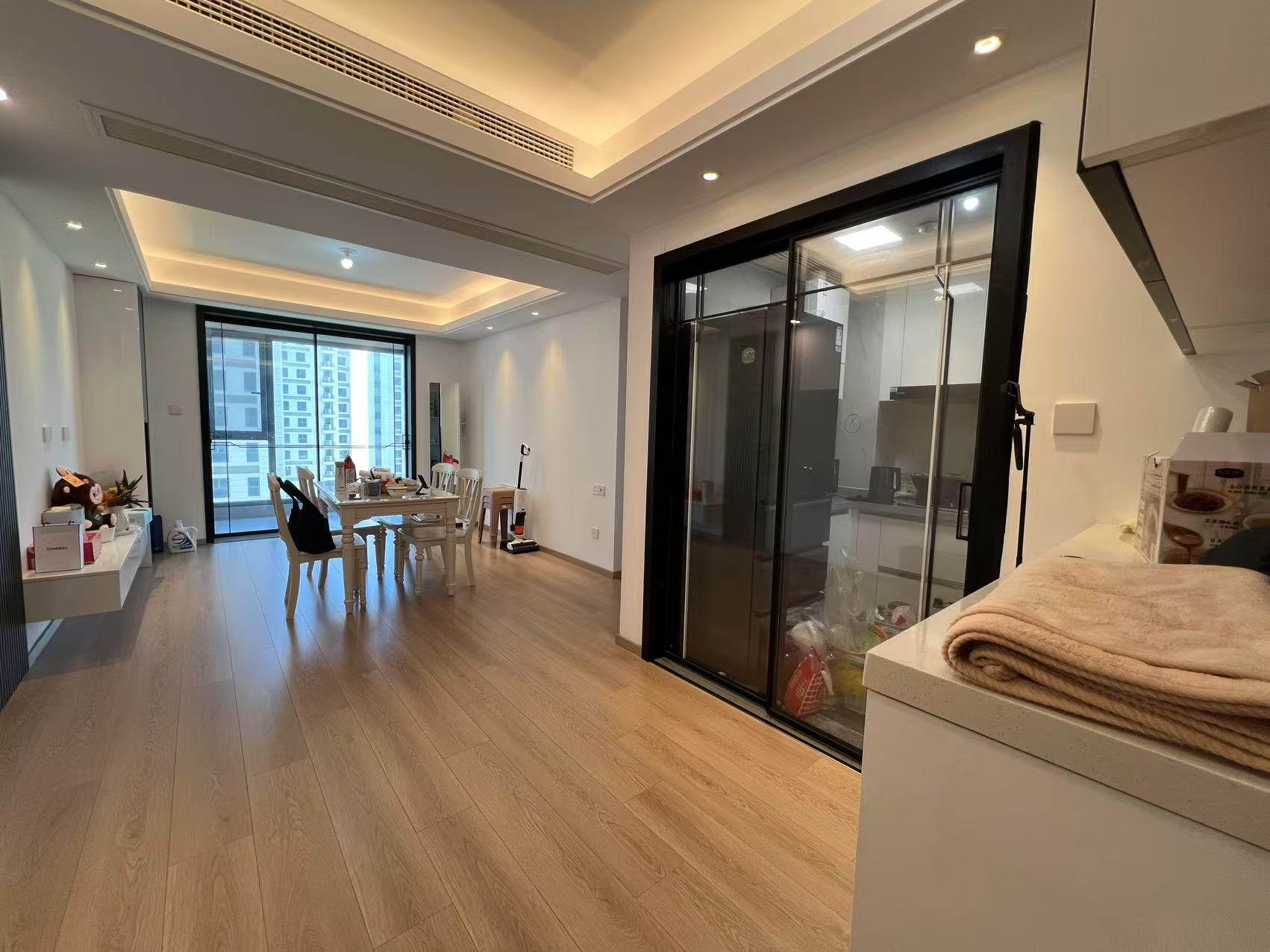 海纳春江 3室2厅1卫 95m²