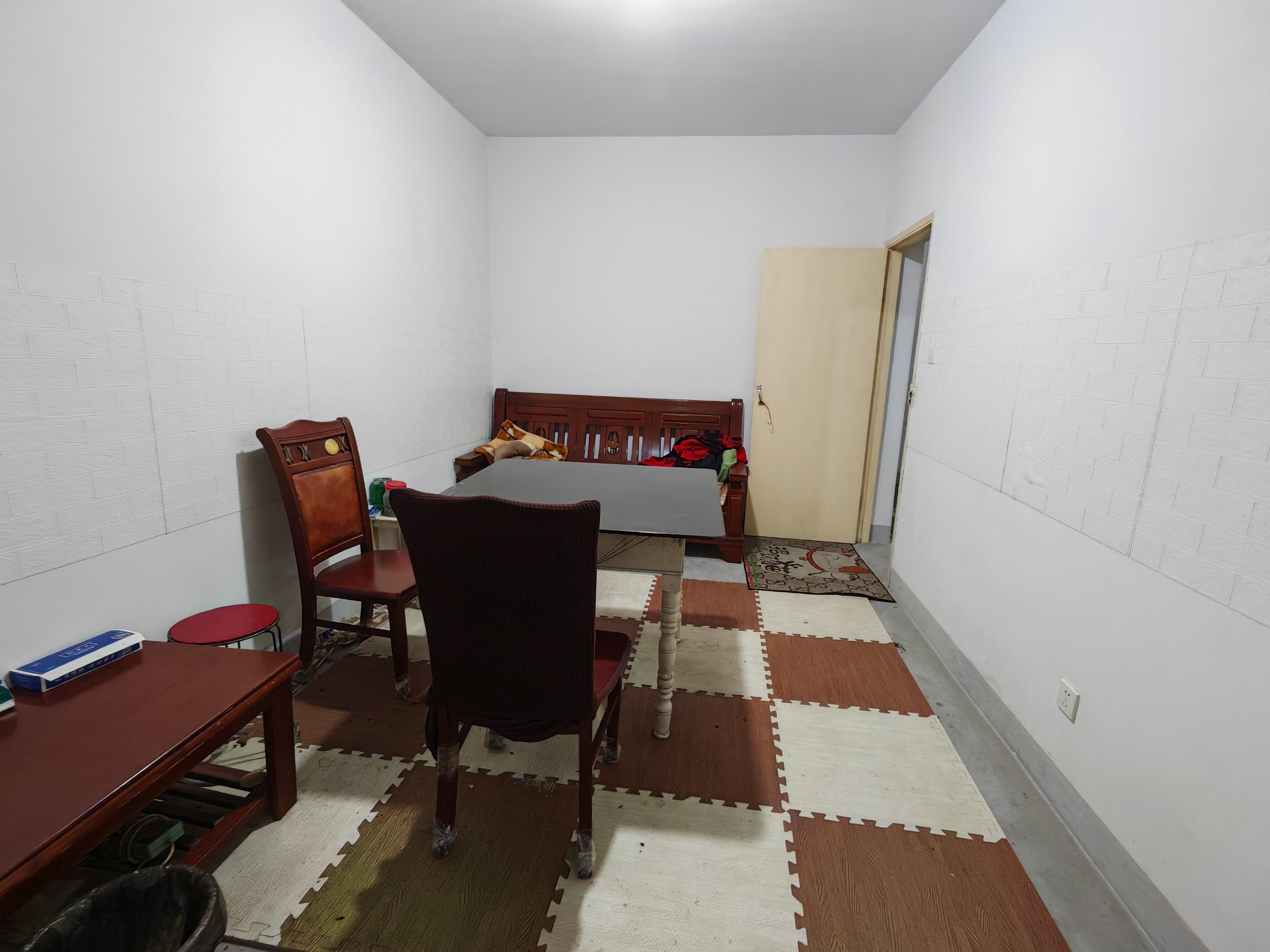 观河华府 3室1厅1卫 112m&sup2;