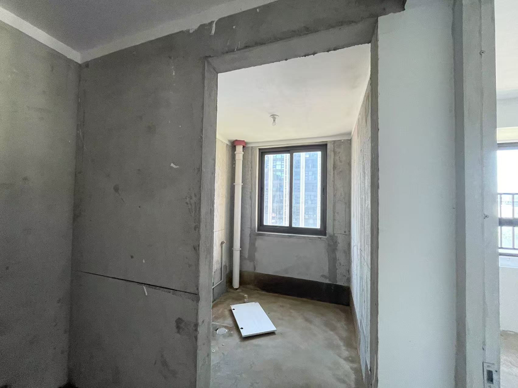 皇家花园北区 3室2厅1卫 120m&sup2;