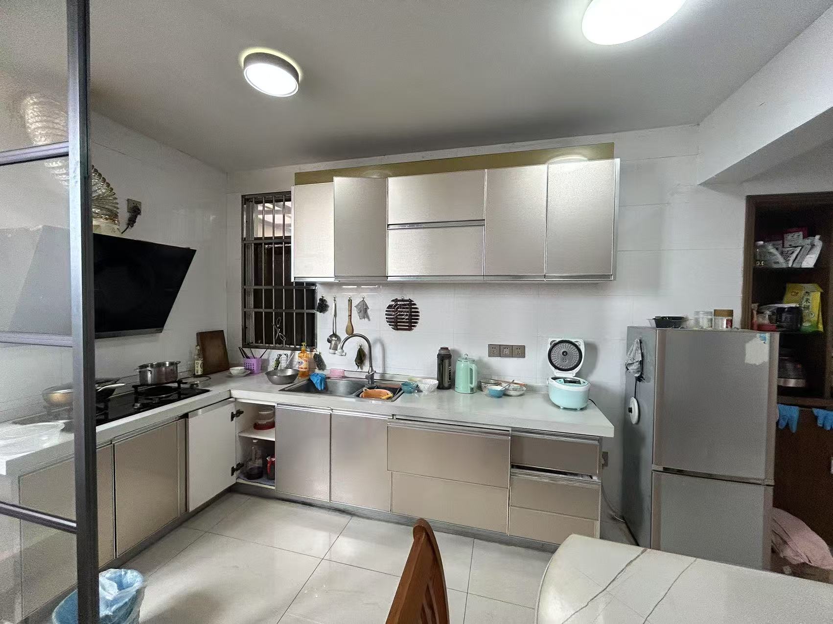 中南世纪花城二期 3室2厅2卫 91.53m&sup2;