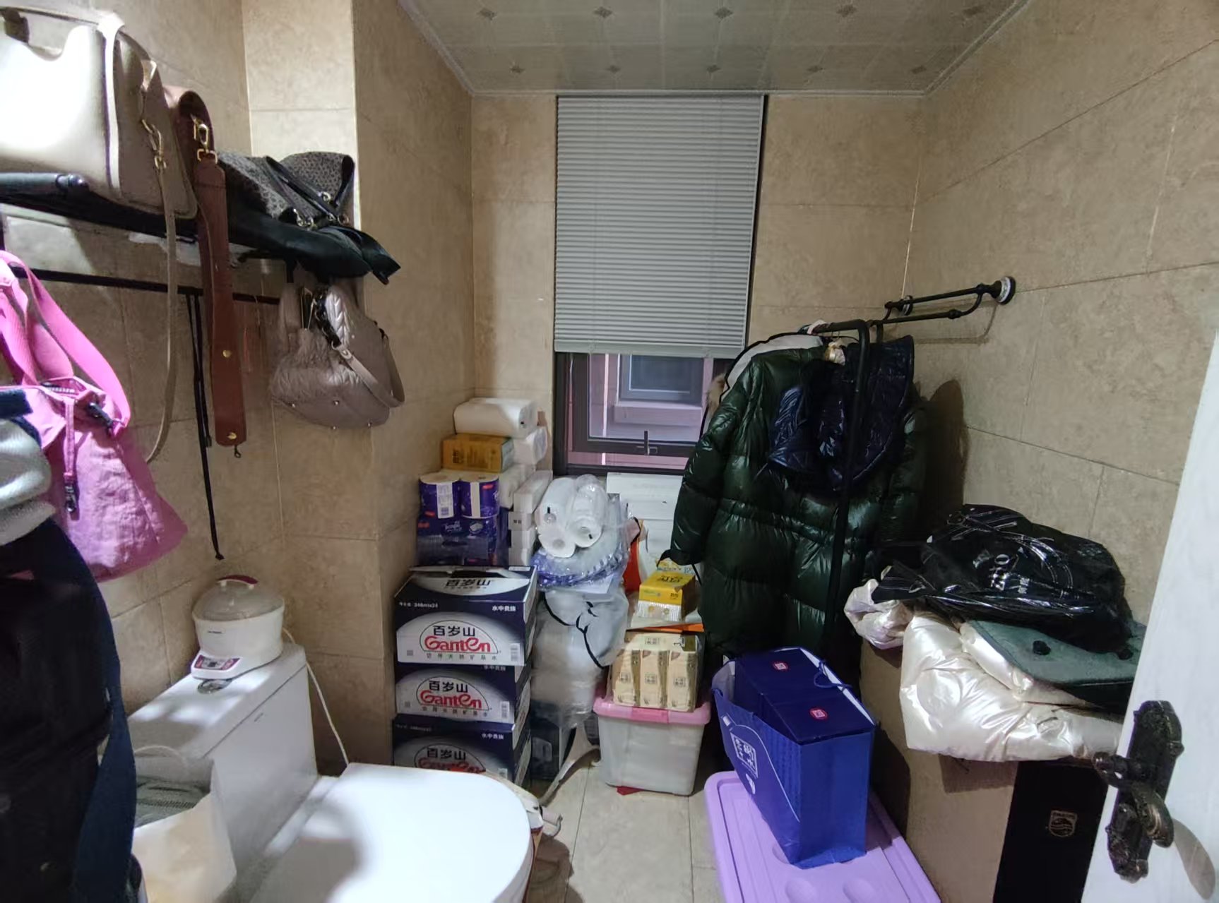 万濠星城 4室2厅2卫 142m&sup2;