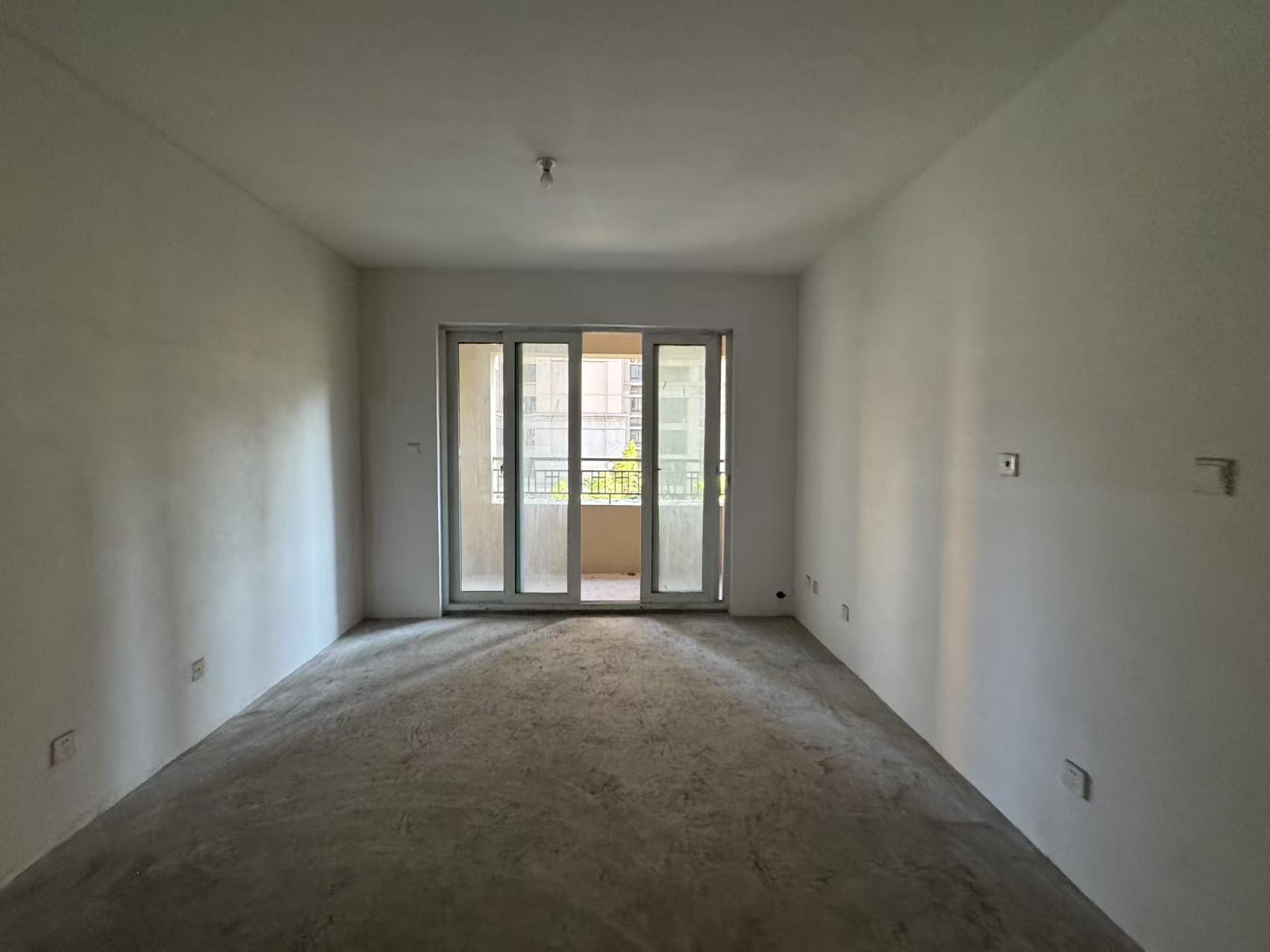 和融•优山美地名邸 3室2厅1卫 113.95m²