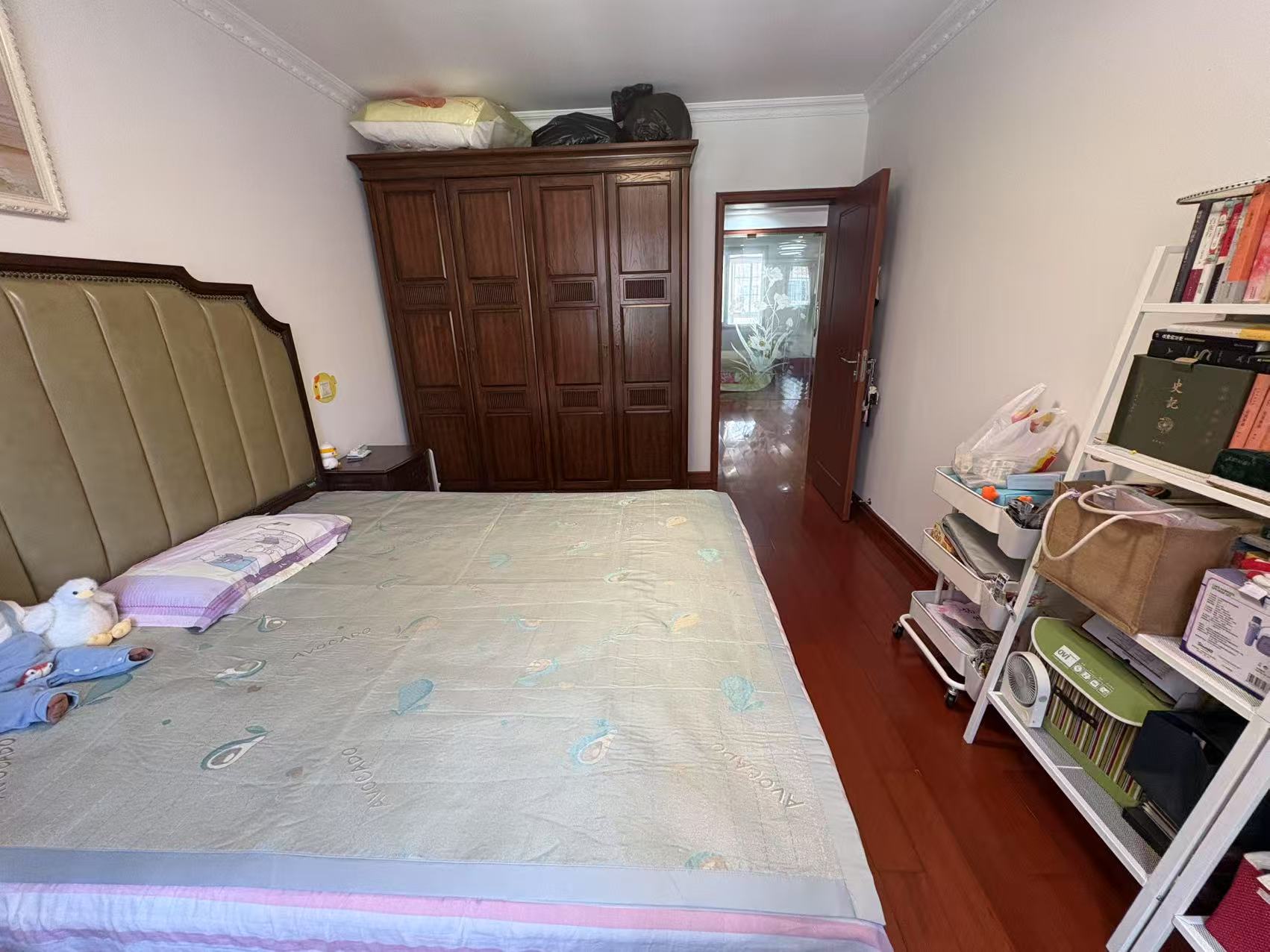 光明东村三期 3室2厅1卫 135.26m&sup2;