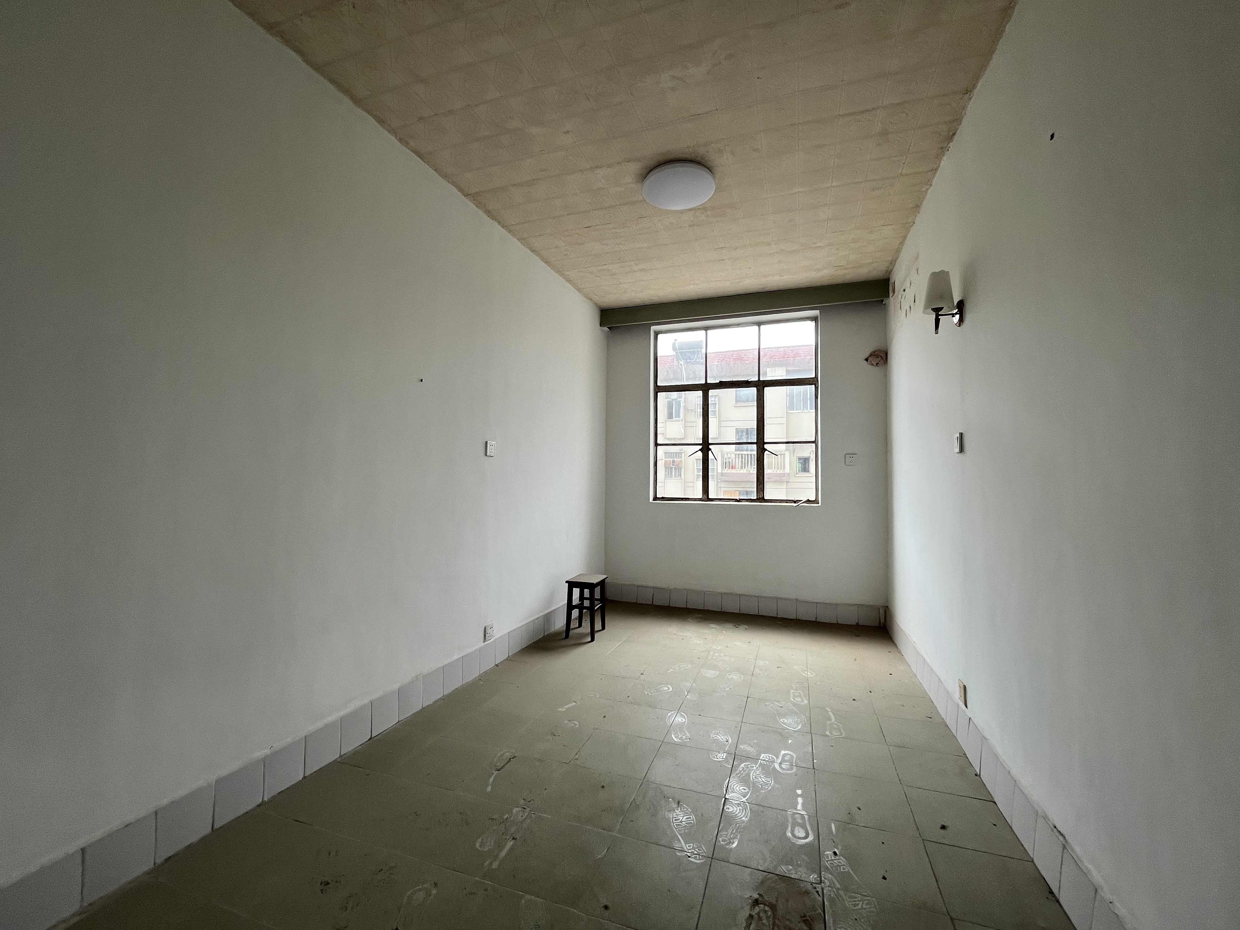 虹桥新村(朝霞路) 2室1厅1卫 60.67m&sup2;