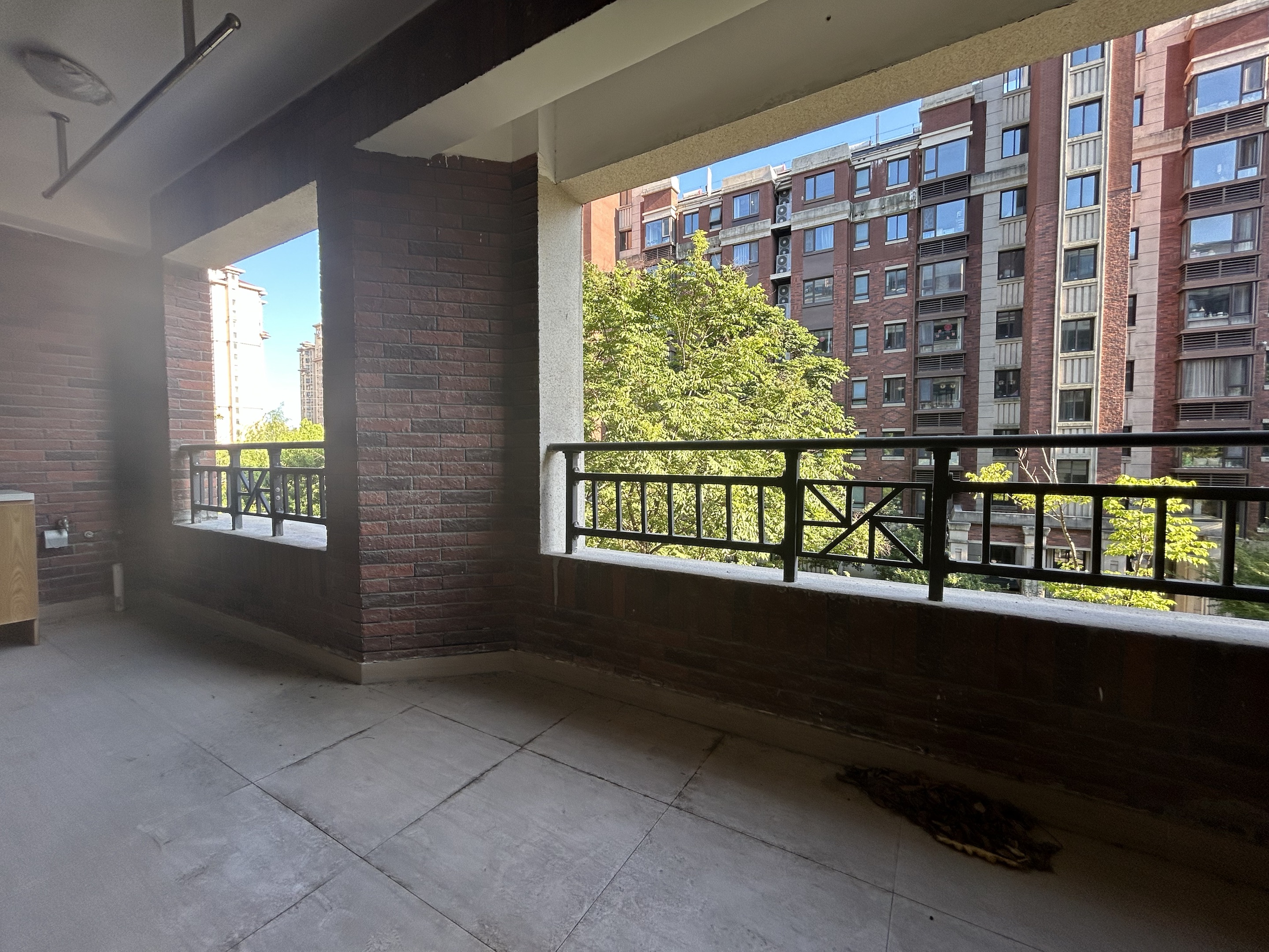 佳期漫 4室2厅2卫 120.52m&sup2;