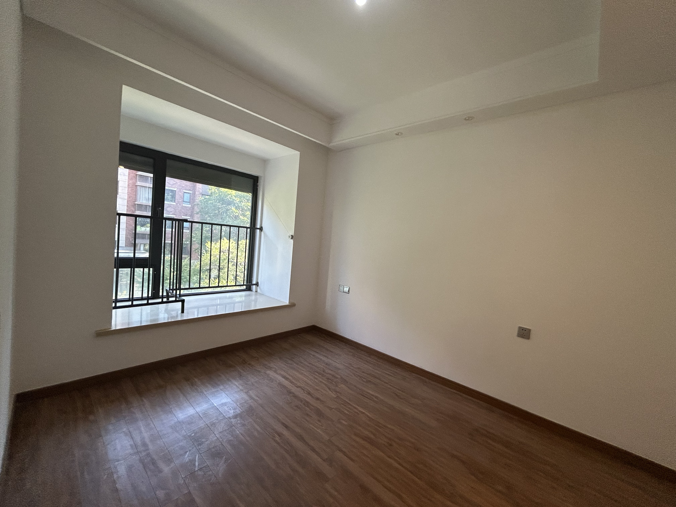 佳期漫 4室2厅2卫 120.52m&sup2;