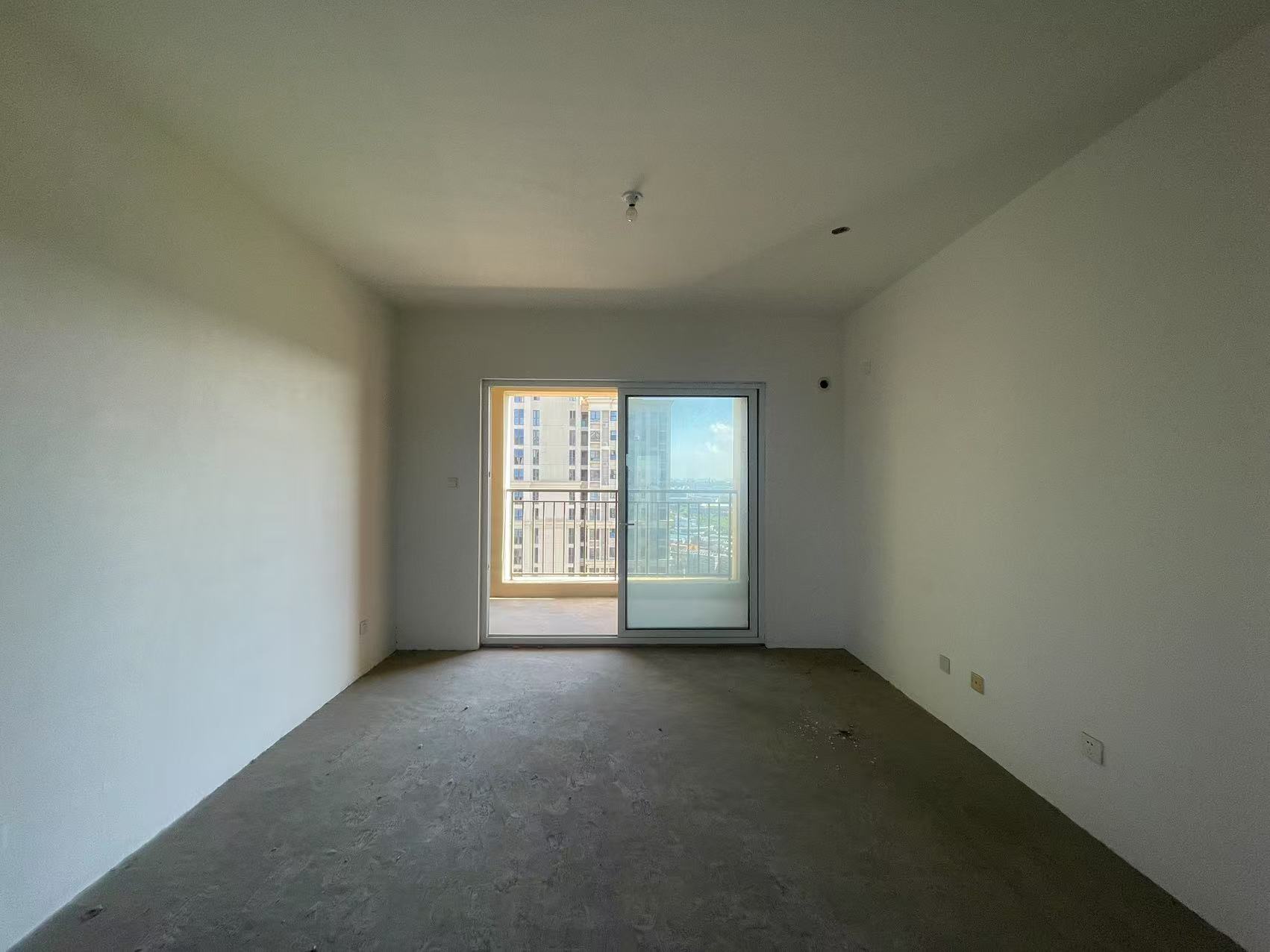 南通雅居乐花园 4室2厅2卫 133.79m²