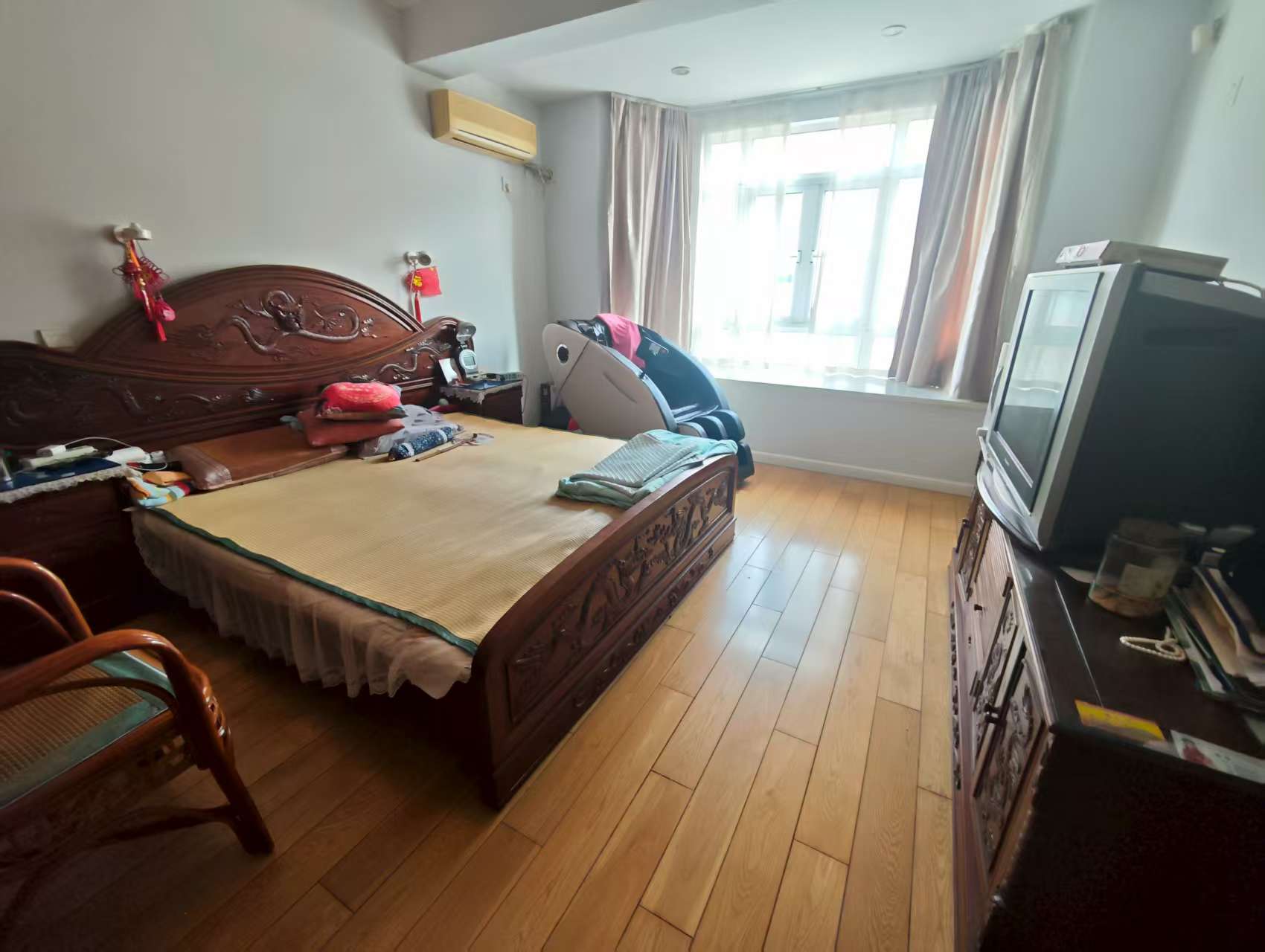 博园岚郡 5室2厅3卫 204.8m&sup2;