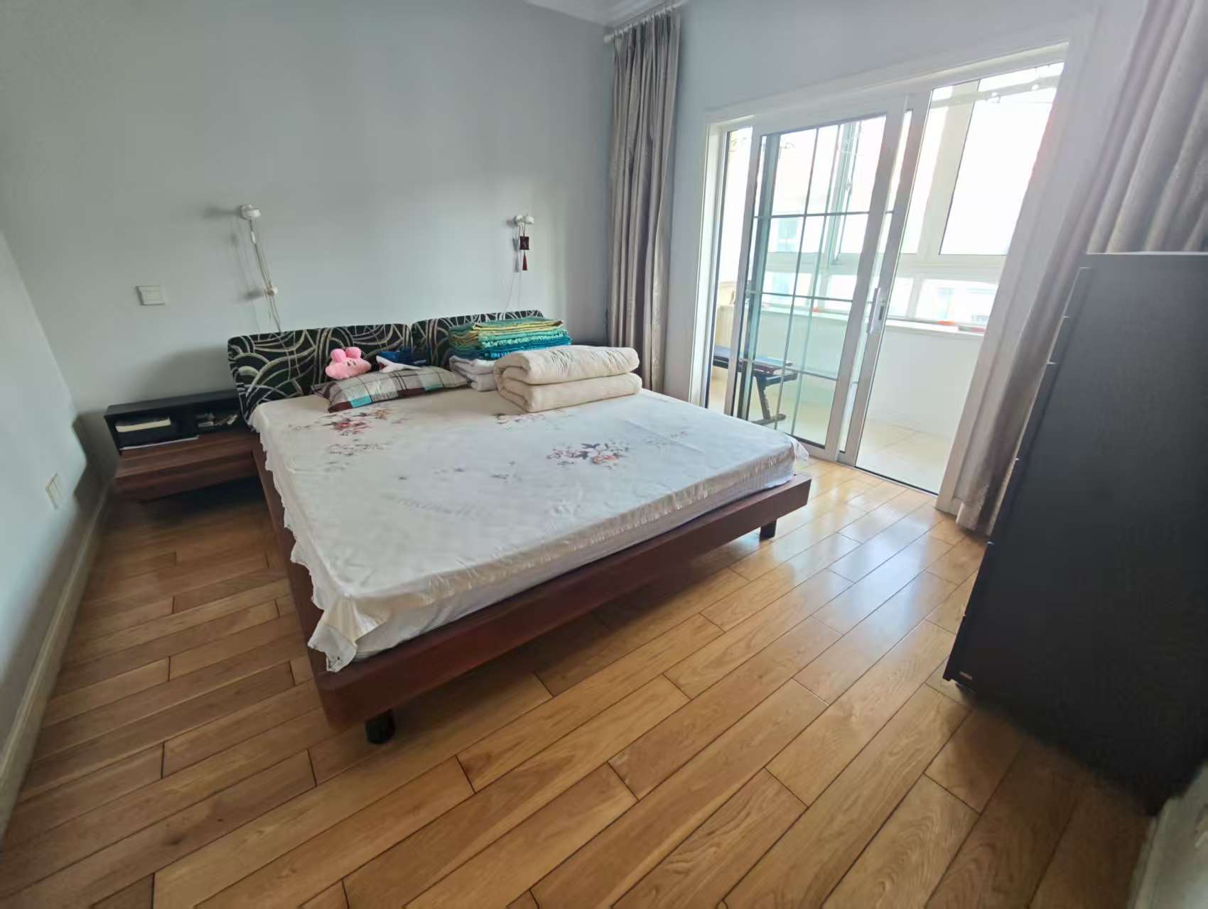 博园岚郡 5室2厅3卫 204.8m&sup2;