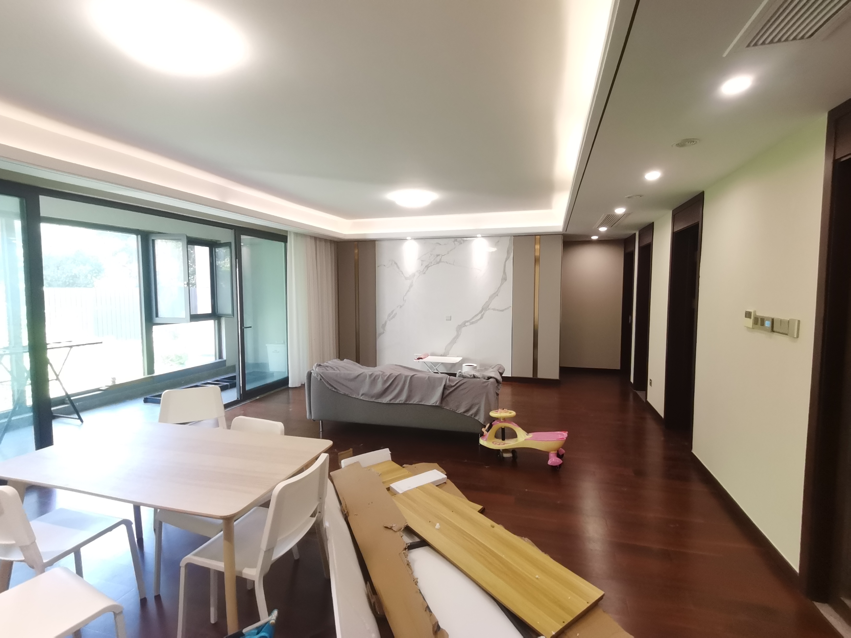 中海翠湖溪岸 4室2厅2卫 150m²