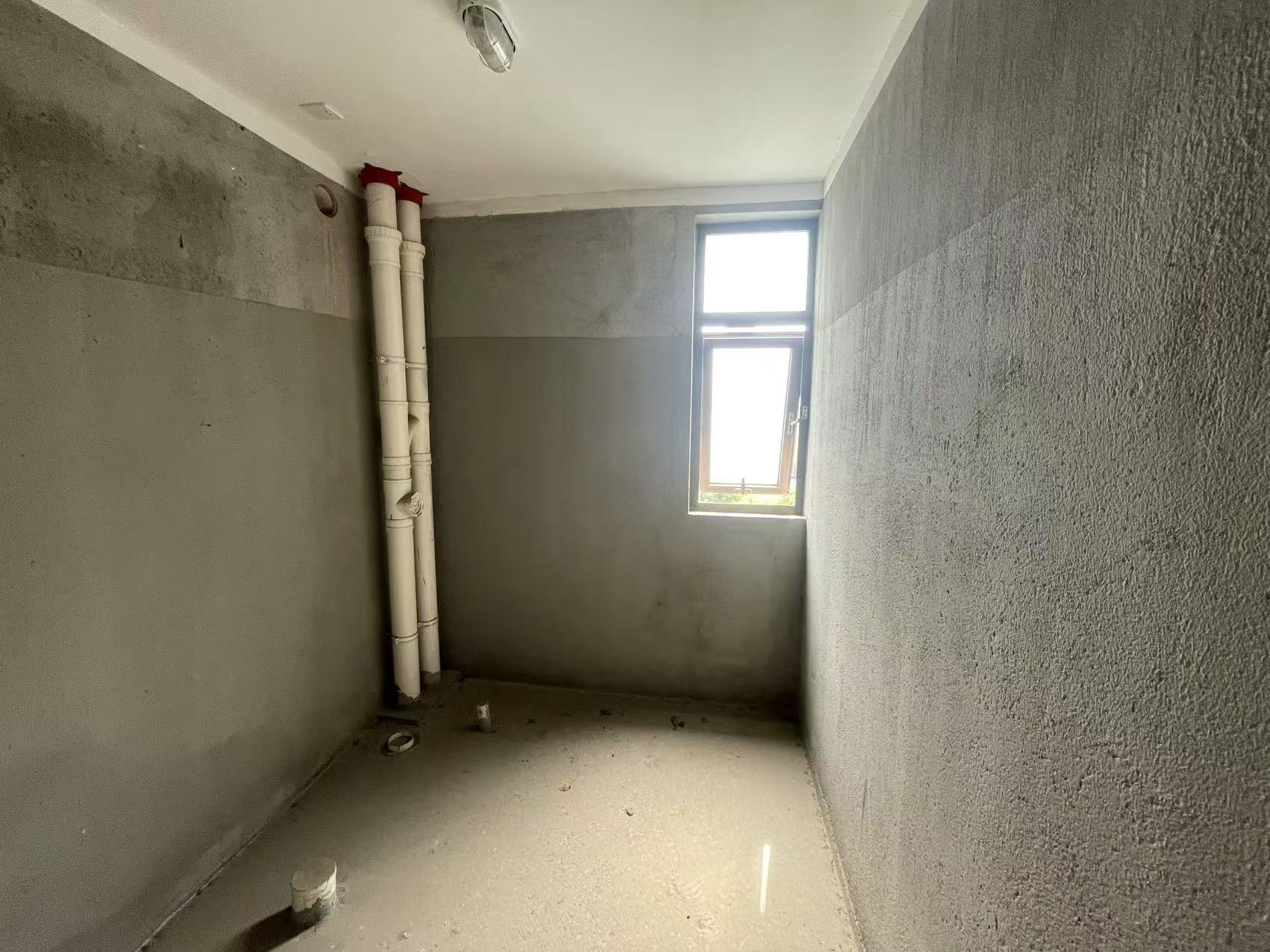 华强城四期 3室2厅2卫 123m&sup2;
