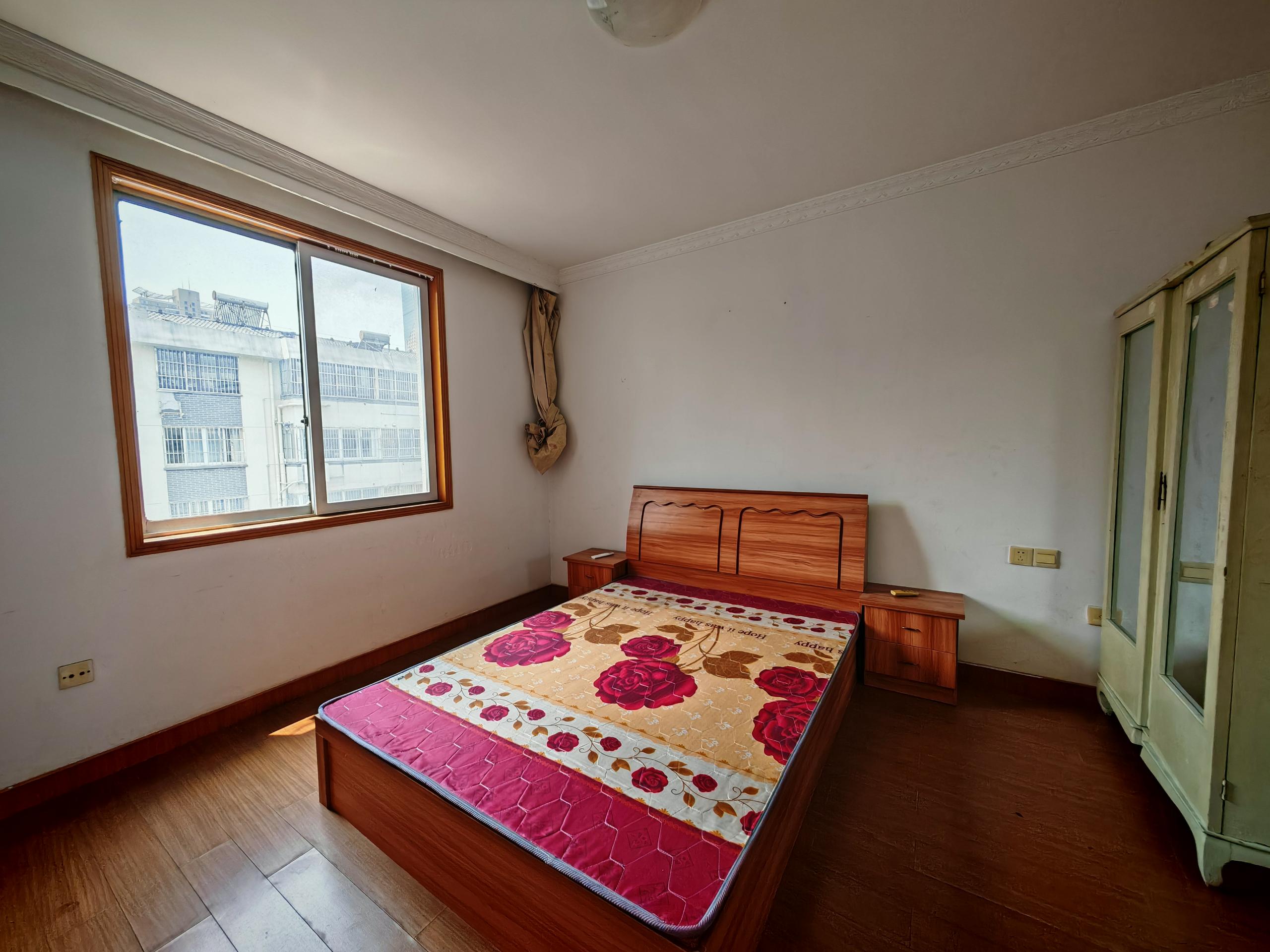 学田南苑 3室1厅1卫 70.00m&sup2;