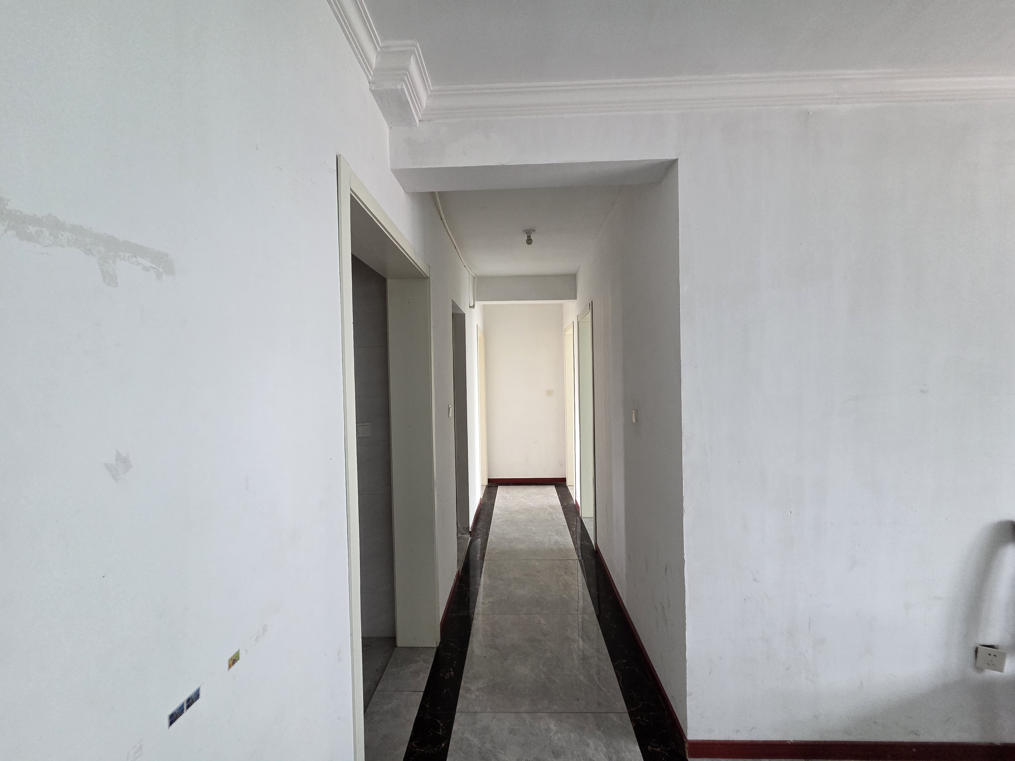 美佳盛庭 3室2厅1卫 100m²