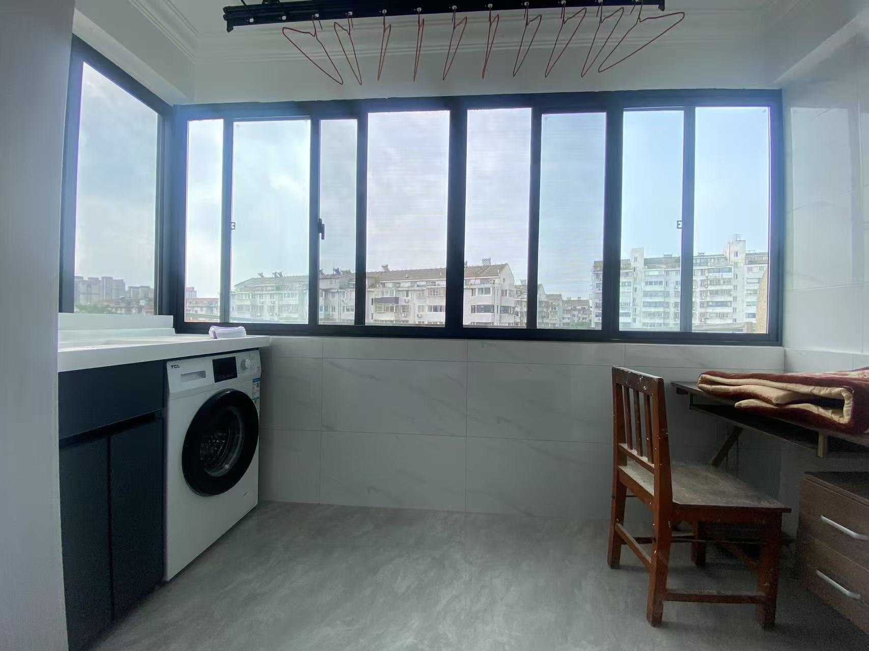 虹桥南村 2室1厅1卫 64.5m&sup2;