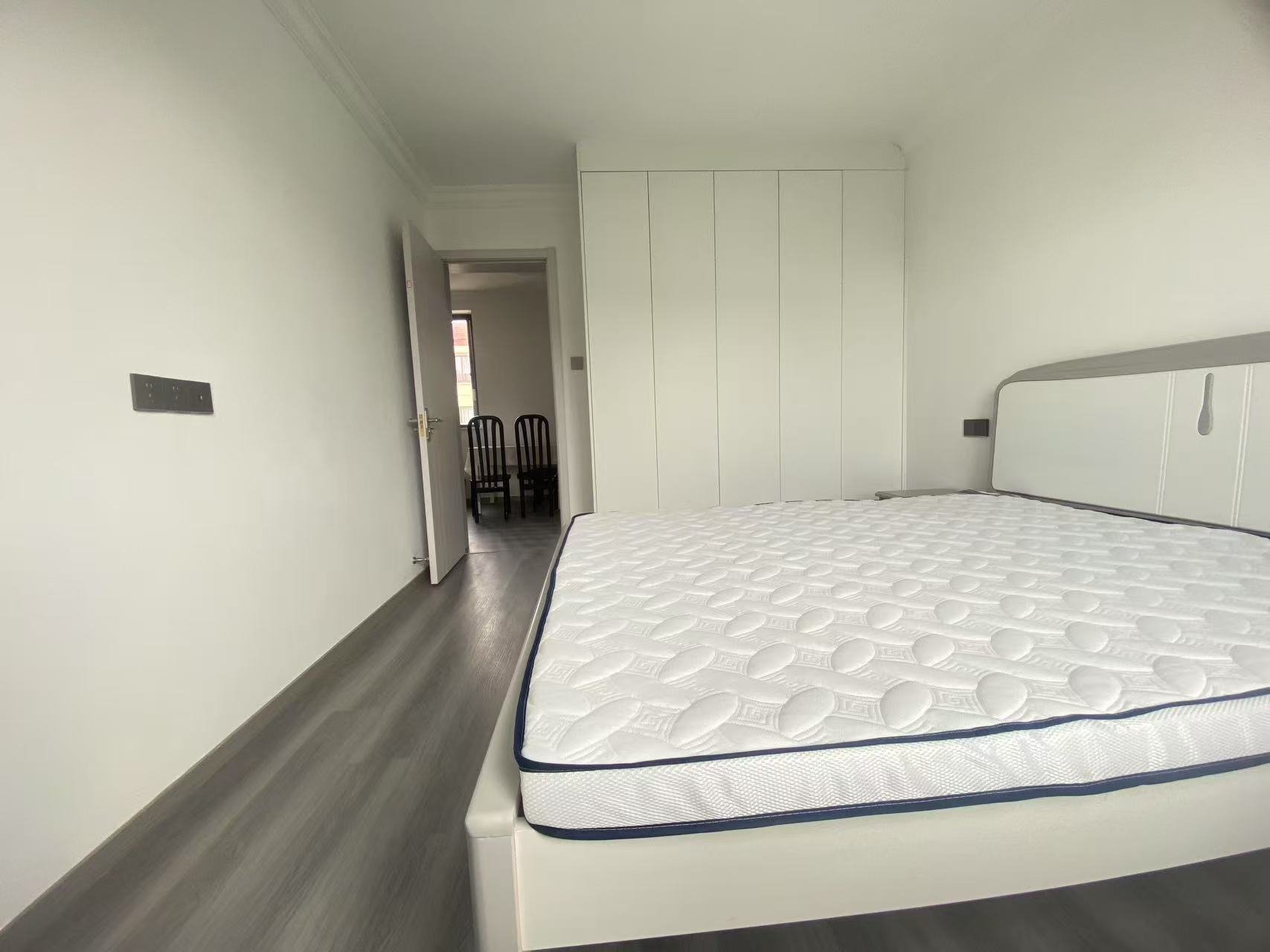 虹桥南村 2室1厅1卫 64.5m&sup2;