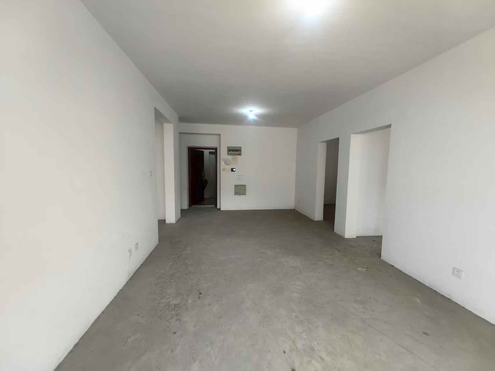 冠城大通棕榈湾 3室2厅1卫 114.98m²