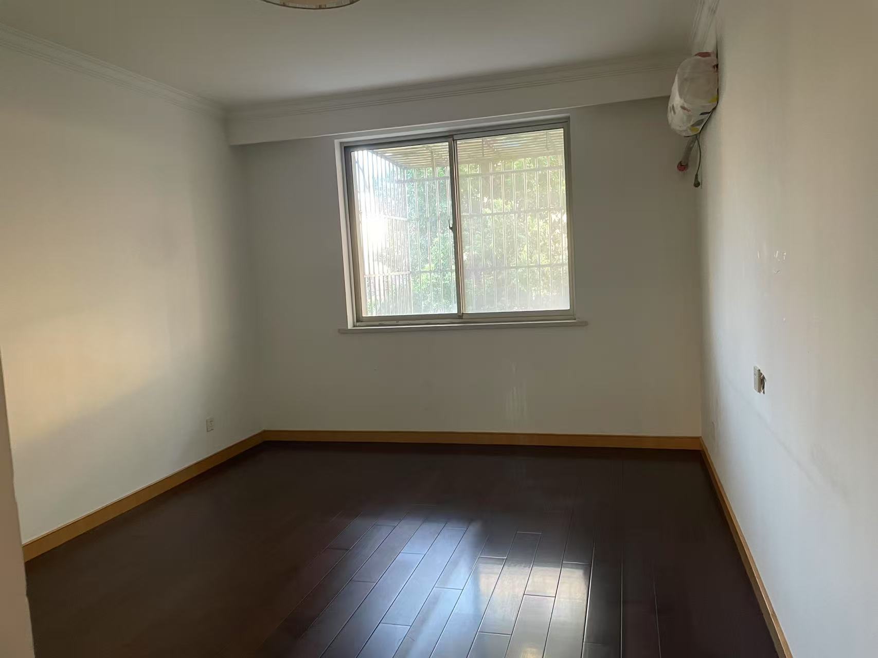 光明花苑(崇川区) 3室2厅2卫 140m&sup2;