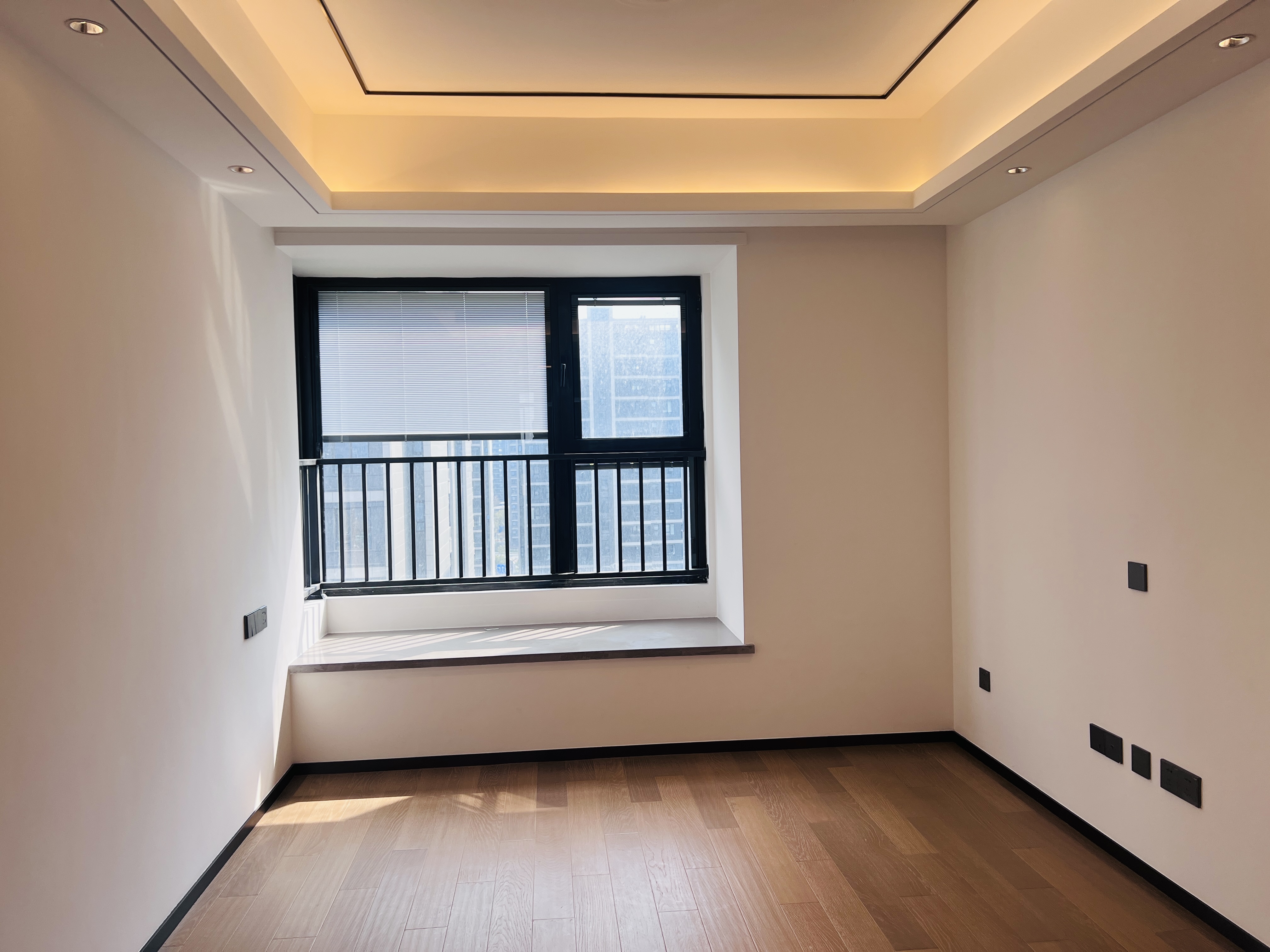滨江道静园 3室2厅2卫 118.00m&sup2;
