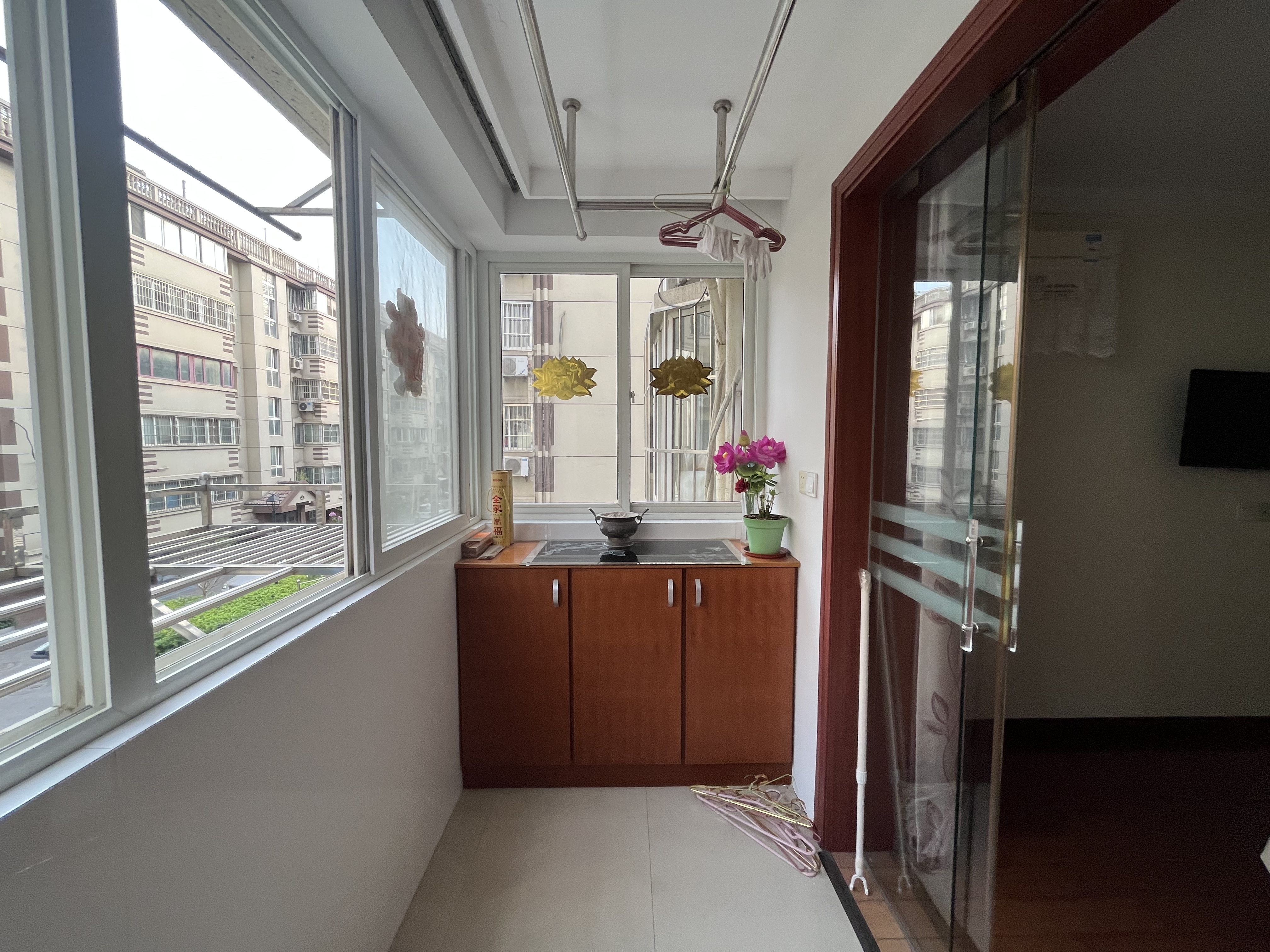 外滩小区 3室1厅1卫 93.99m&sup2;