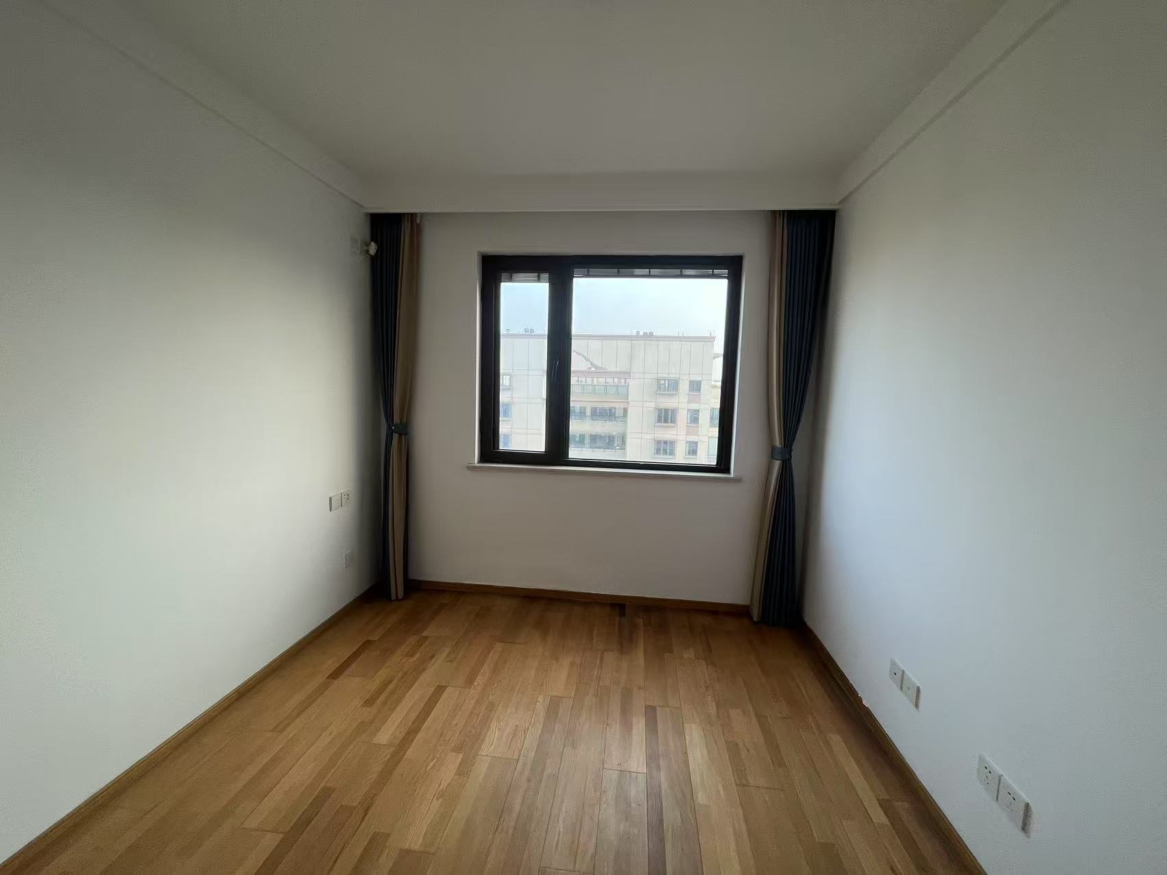 云樾东方 3室2厅1卫 96.58m&sup2;