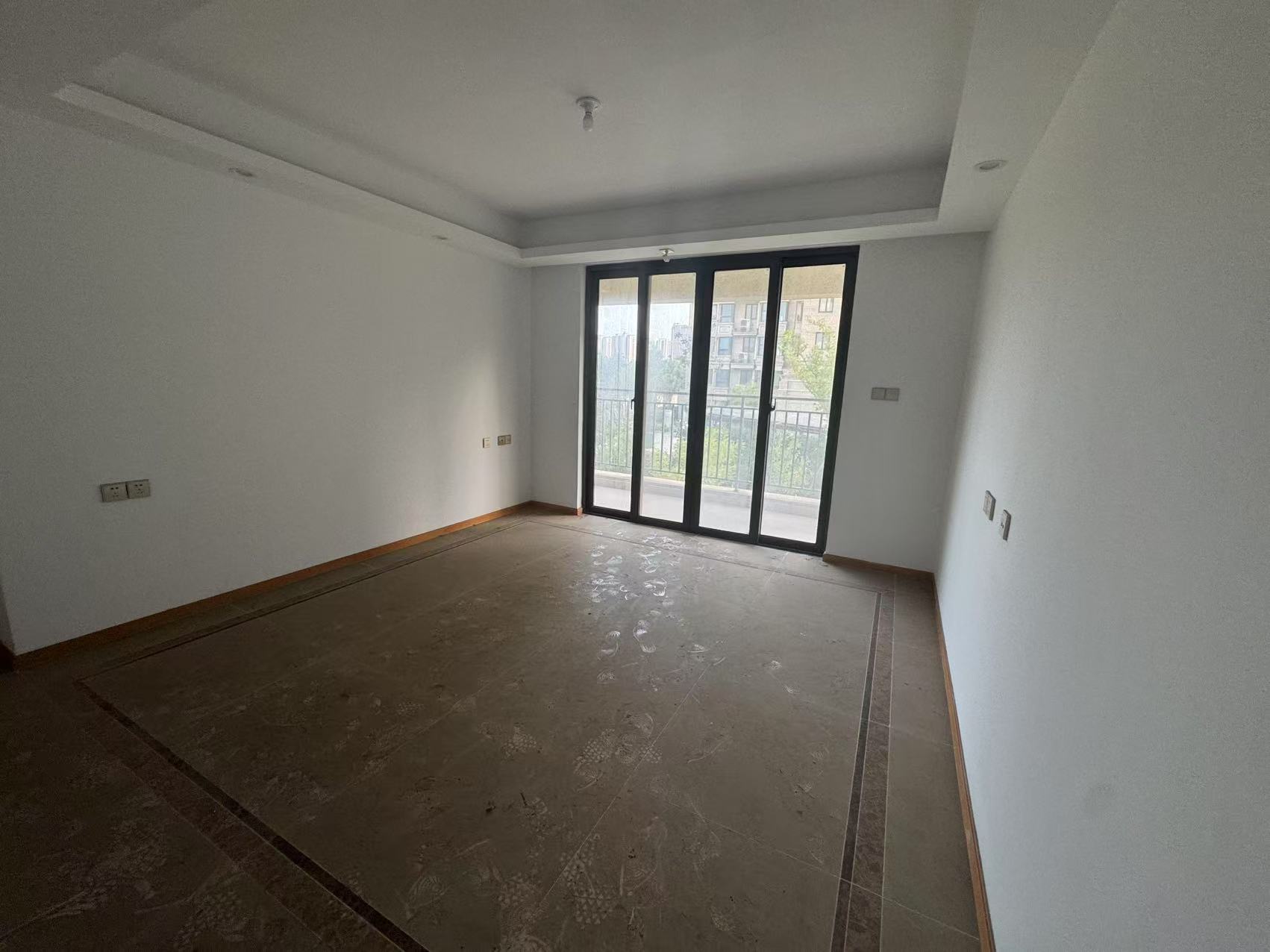 中南熙悦(南通经济技术开发区) 4室2厅2卫 136m&sup2;