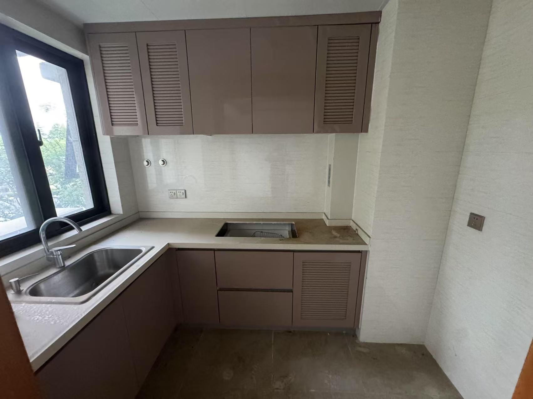 中南熙悦(南通经济技术开发区) 4室2厅2卫 136m&sup2;