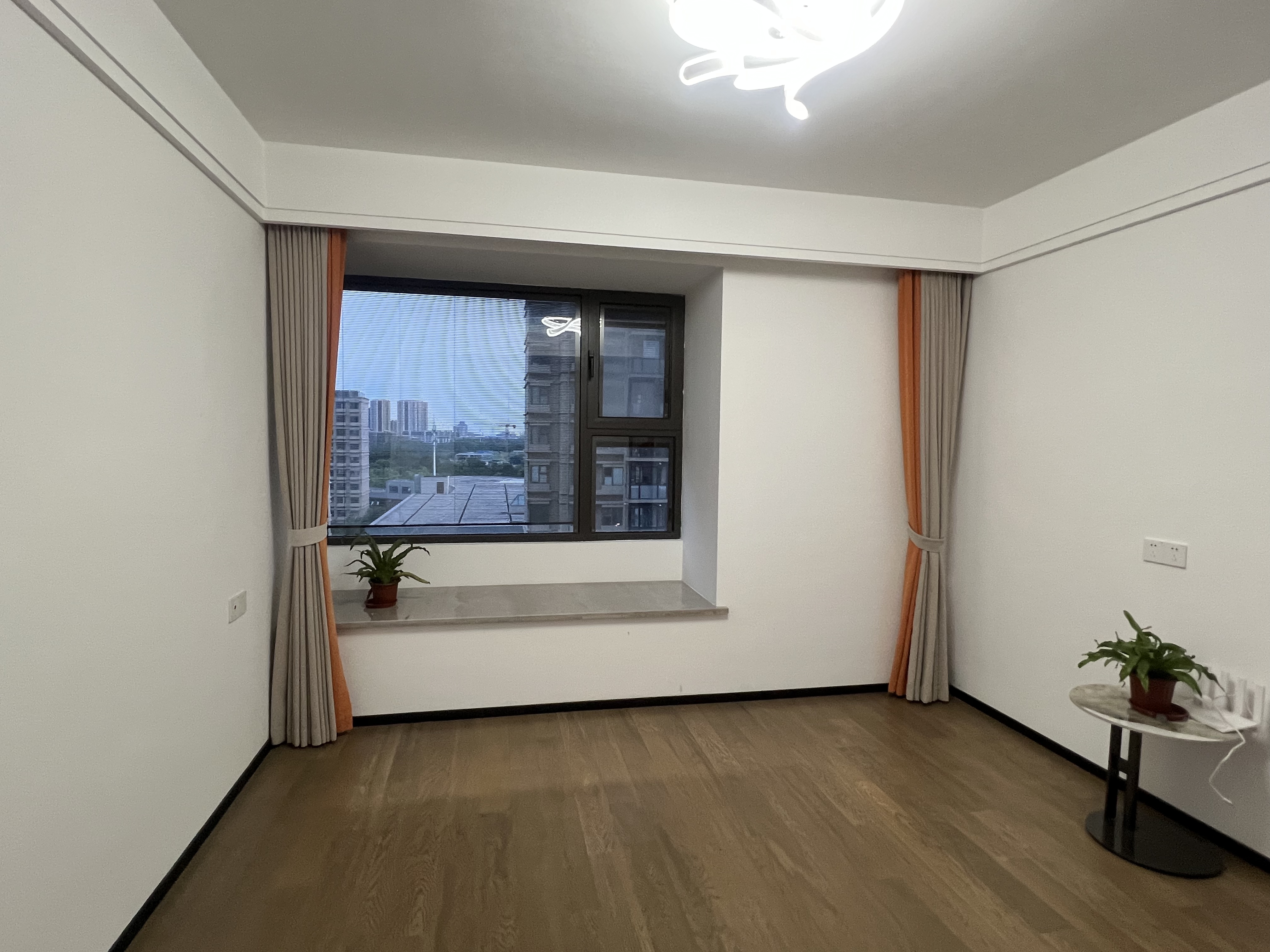 远创宸樾 4室2厅2卫 139m&sup2;