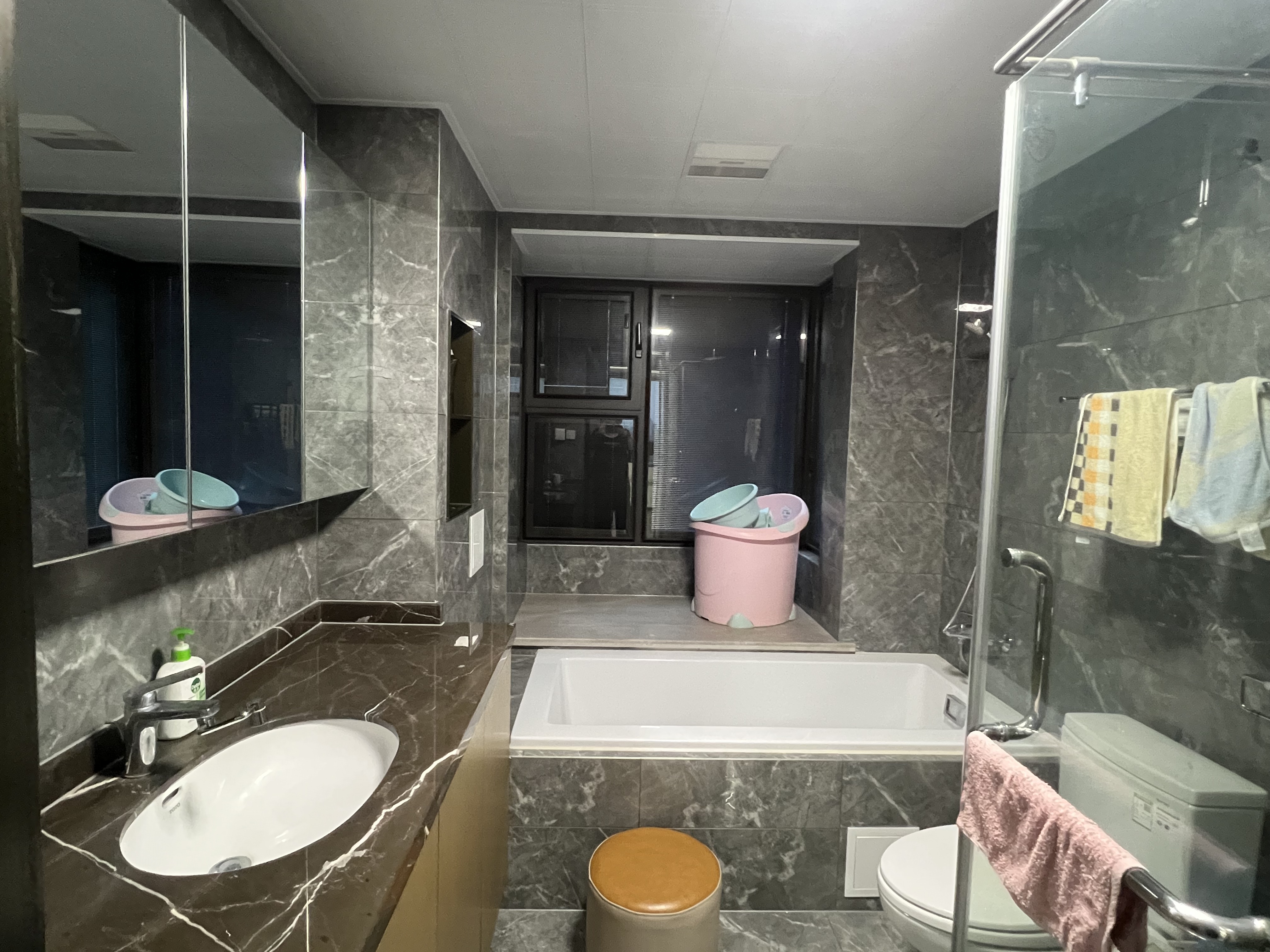 远创宸樾 4室2厅2卫 139m&sup2;