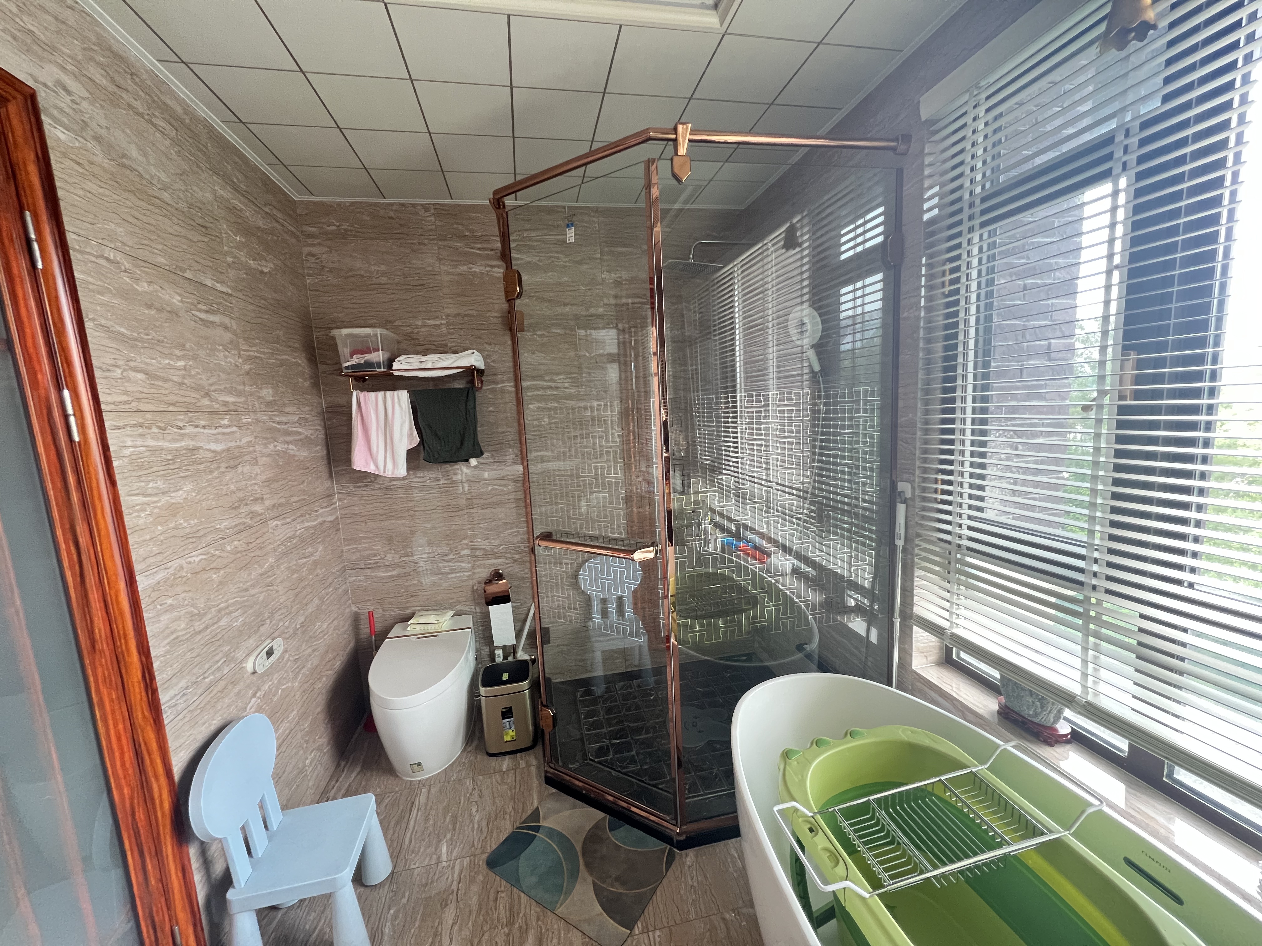 盛和九里香堤一期 4室3厅3卫 362m&sup2;